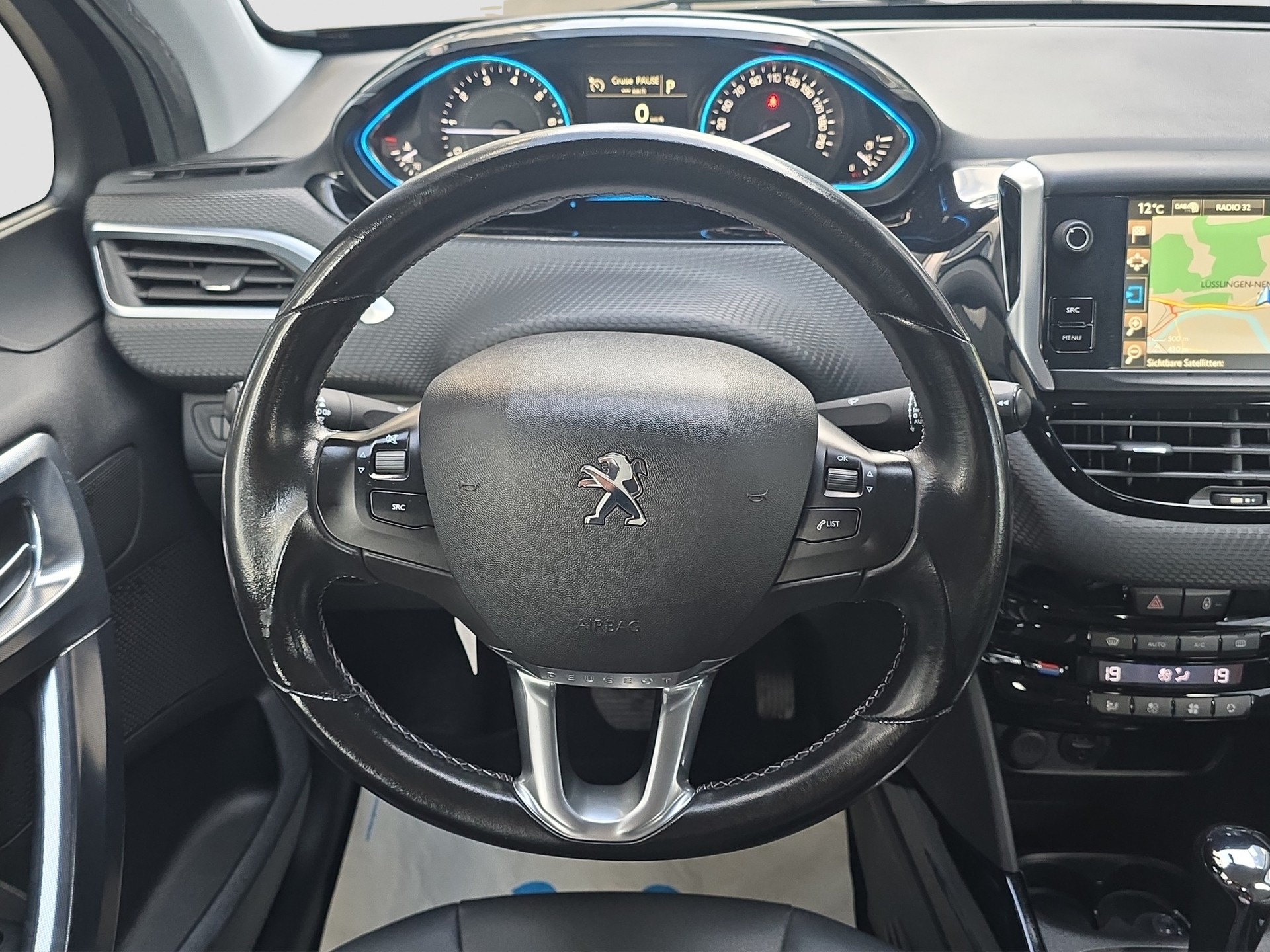 PEUGEOT 2008 1.6 VTI Allure Automatic-image-10