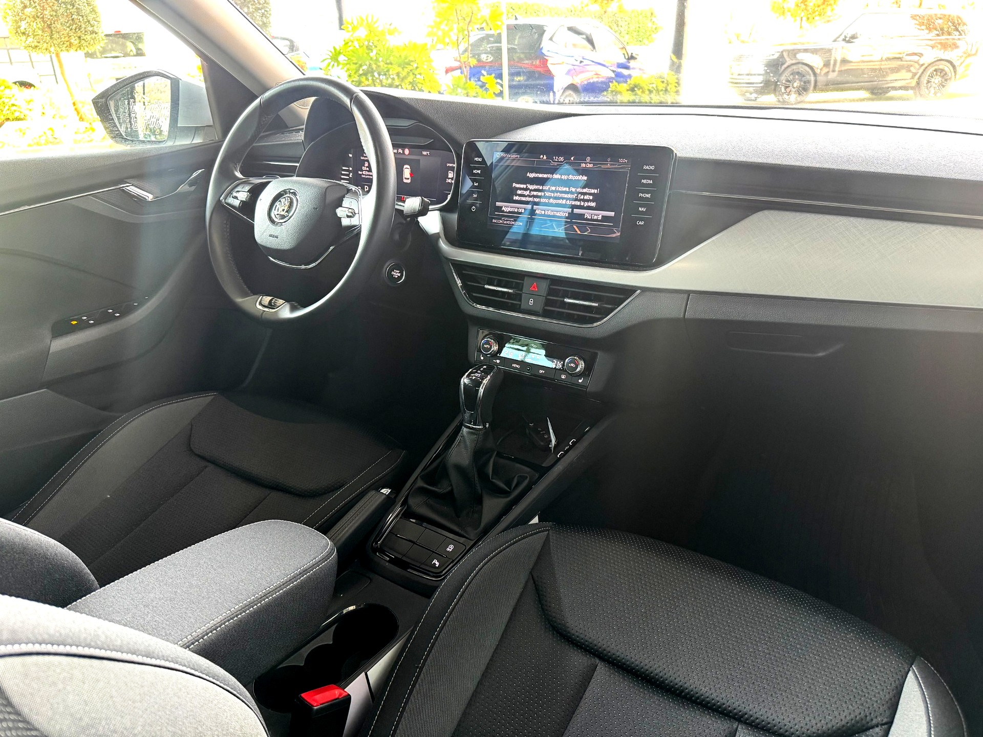 SKODA Kamiq 1.5 TSI Tour DSG-image-11
