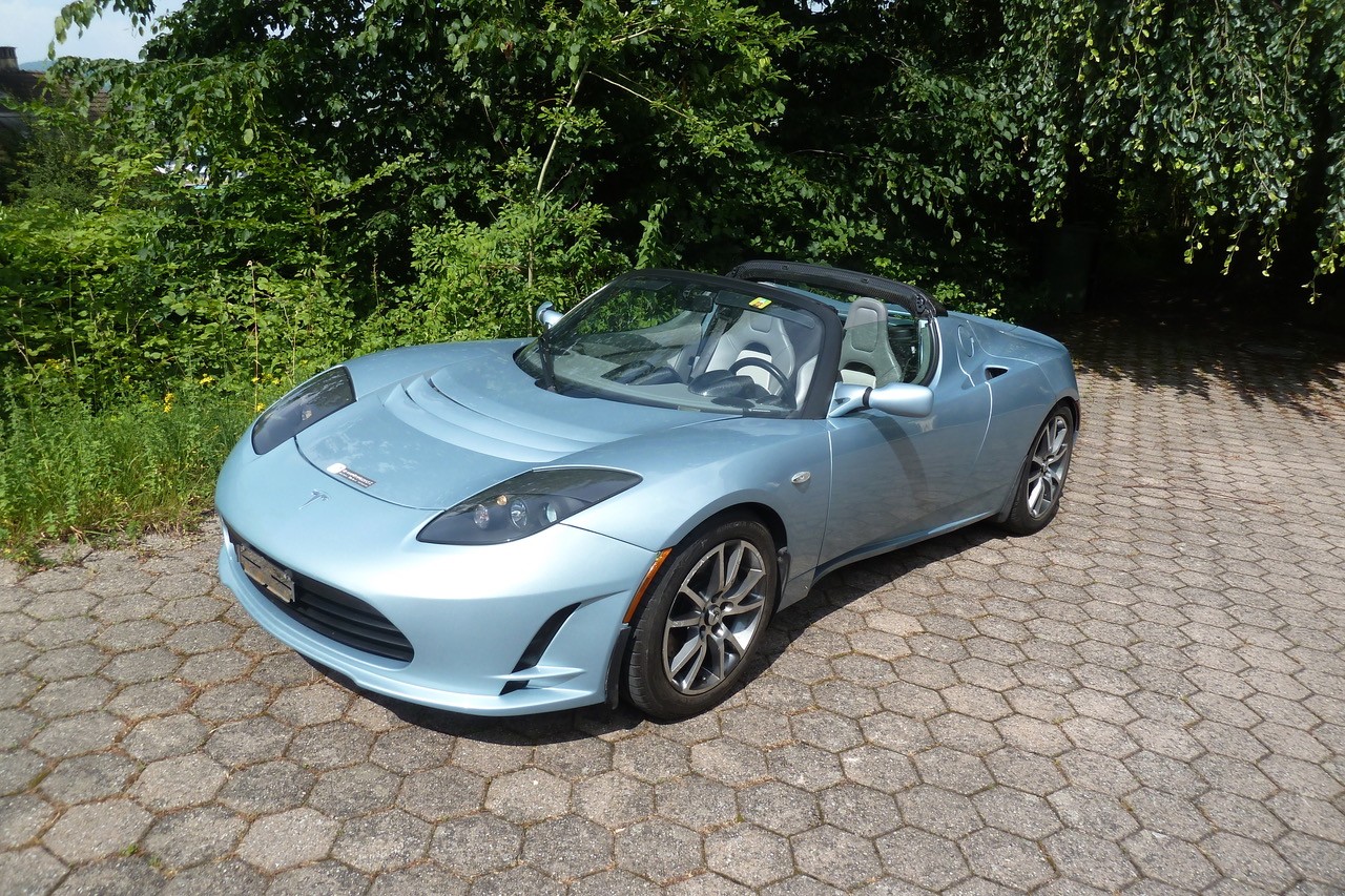 TESLA Roadster