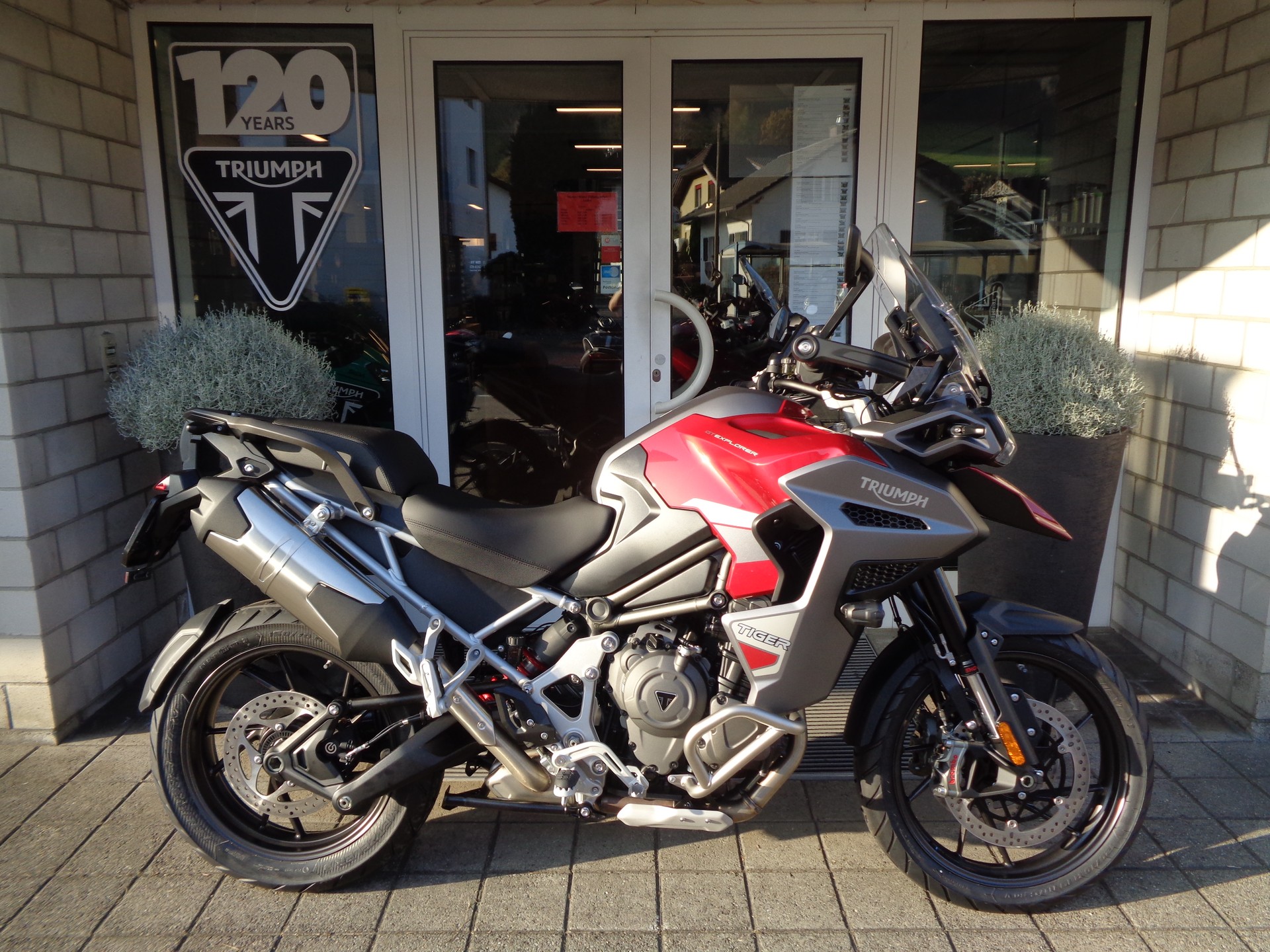 TRIUMPH Tiger 1200 GT Explorer-image-2