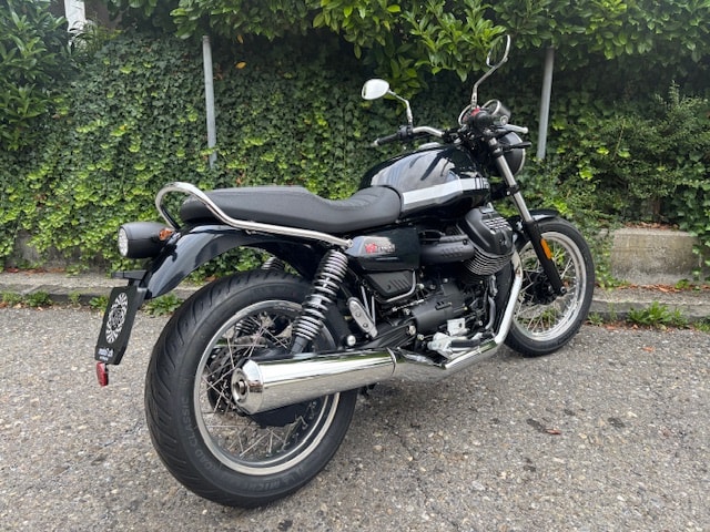 MOTO GUZZI V7 IV 850 Special-image-4