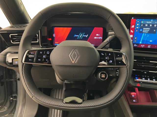 RENAULT R4 E-Tech Comfort Range iconic-image-6