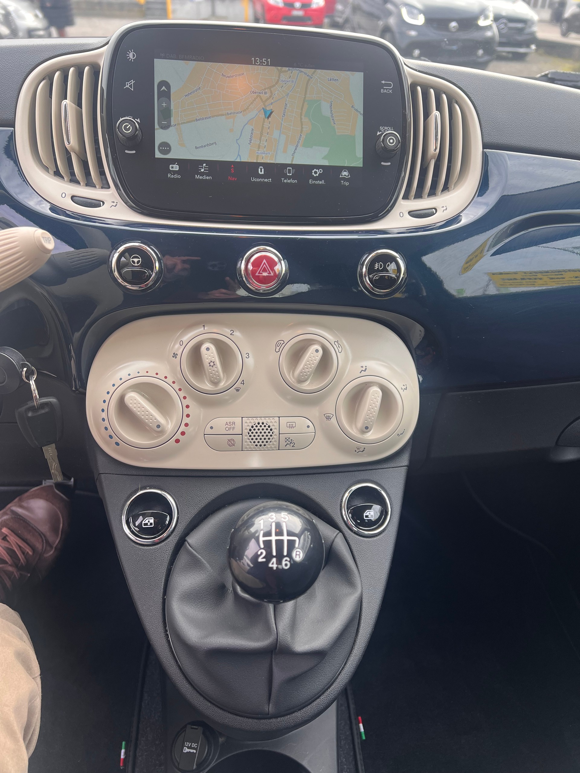 FIAT 500C 1.0 N3 MildHybrid Swiss Edition-image-14