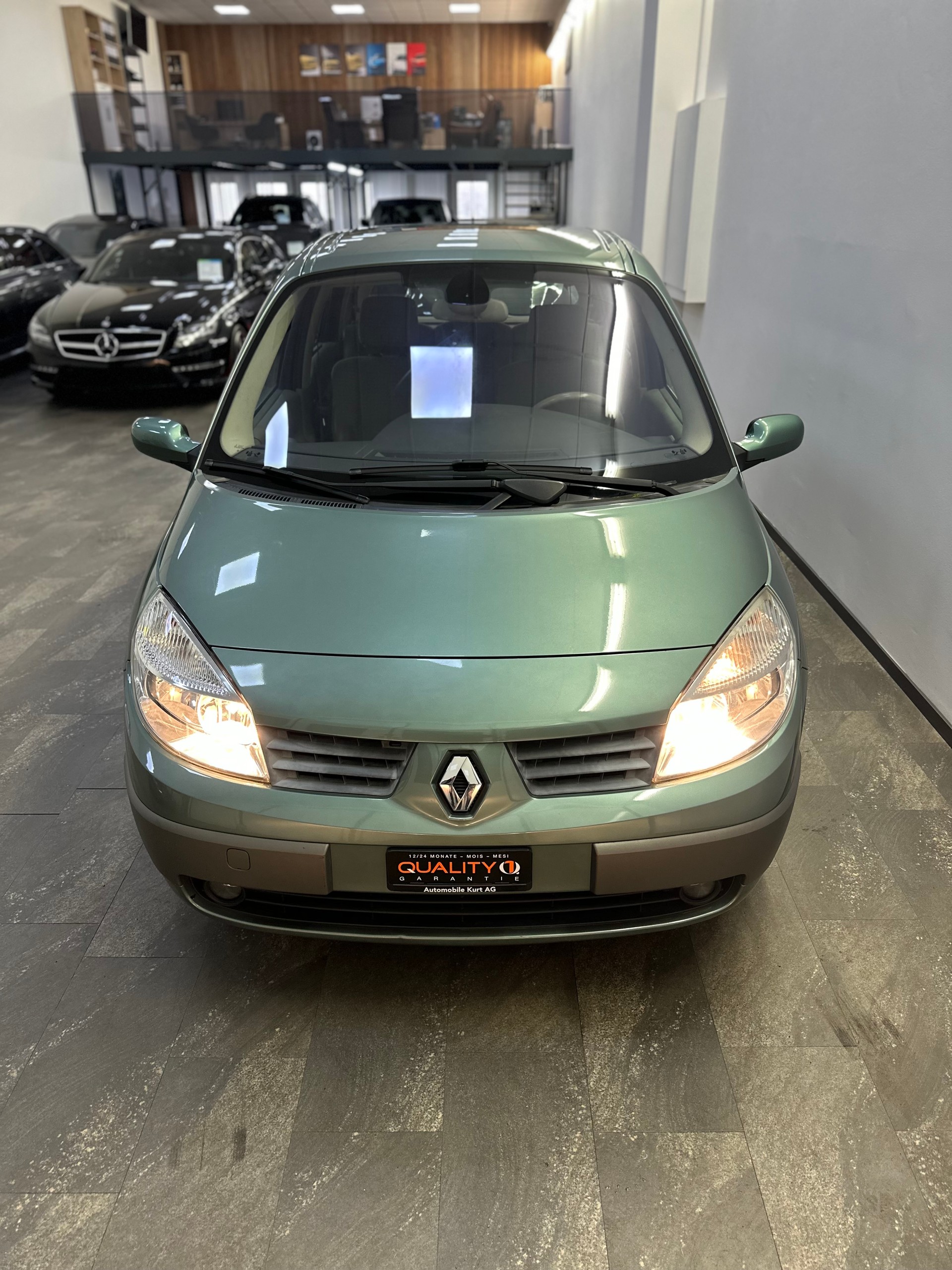 RENAULT Scénic 2.0 16V Dynamique-image-6