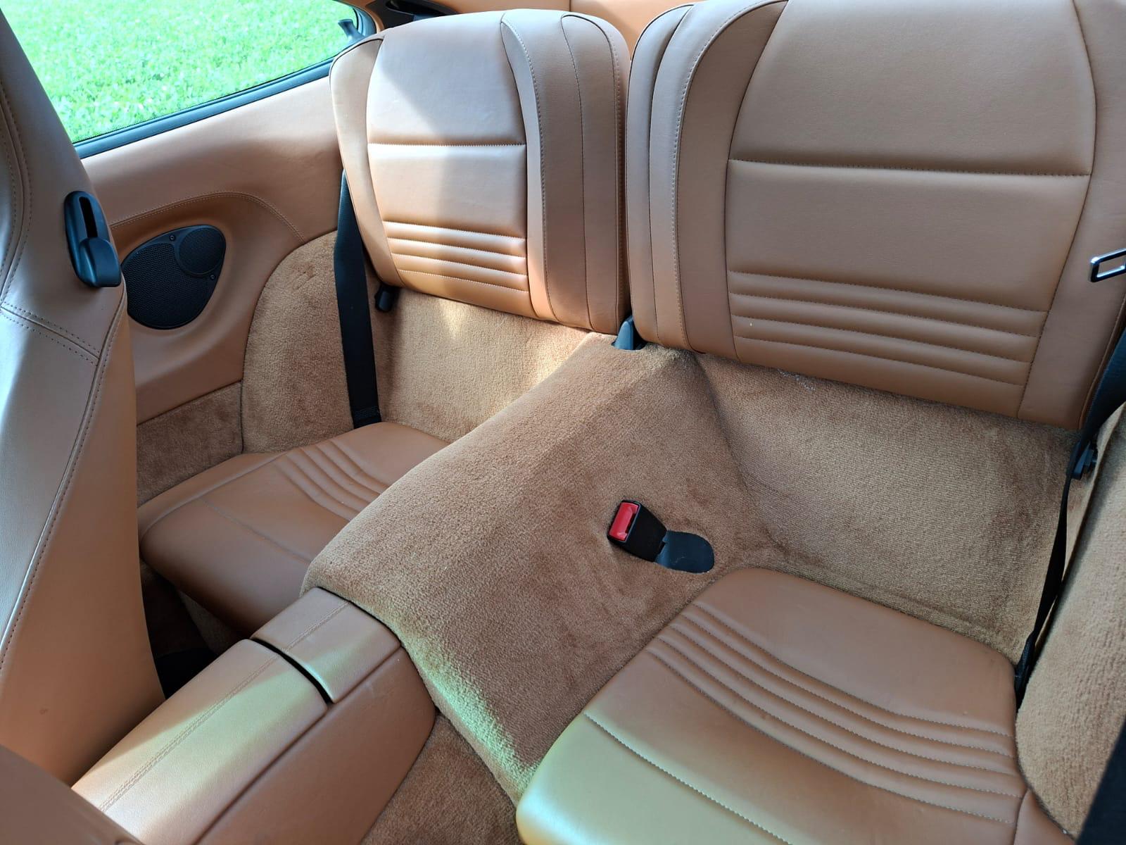 PORSCHE 911 Carrera 4 Millenium-image-12