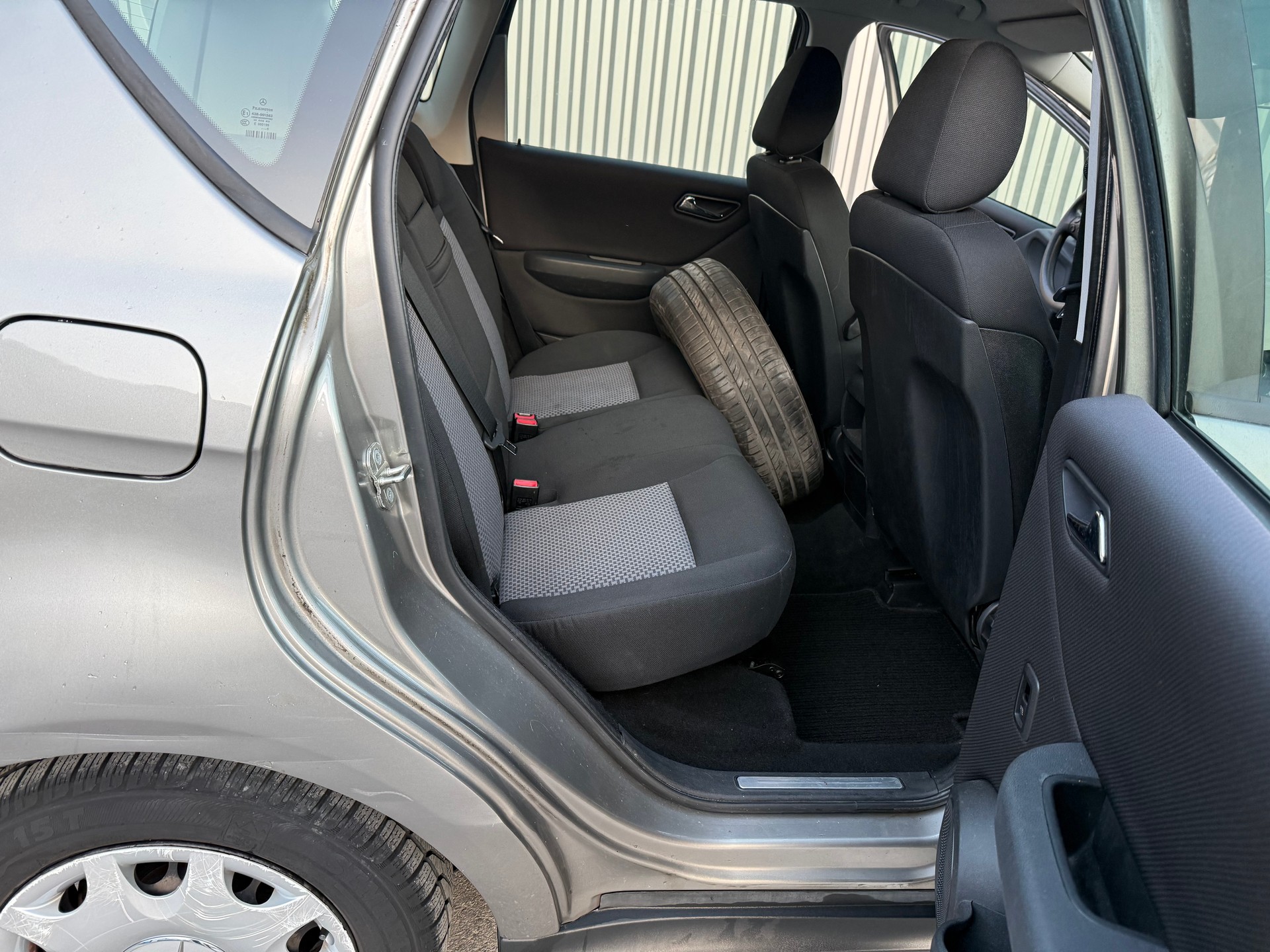 MERCEDES-BENZ A 150 Classic-image-19