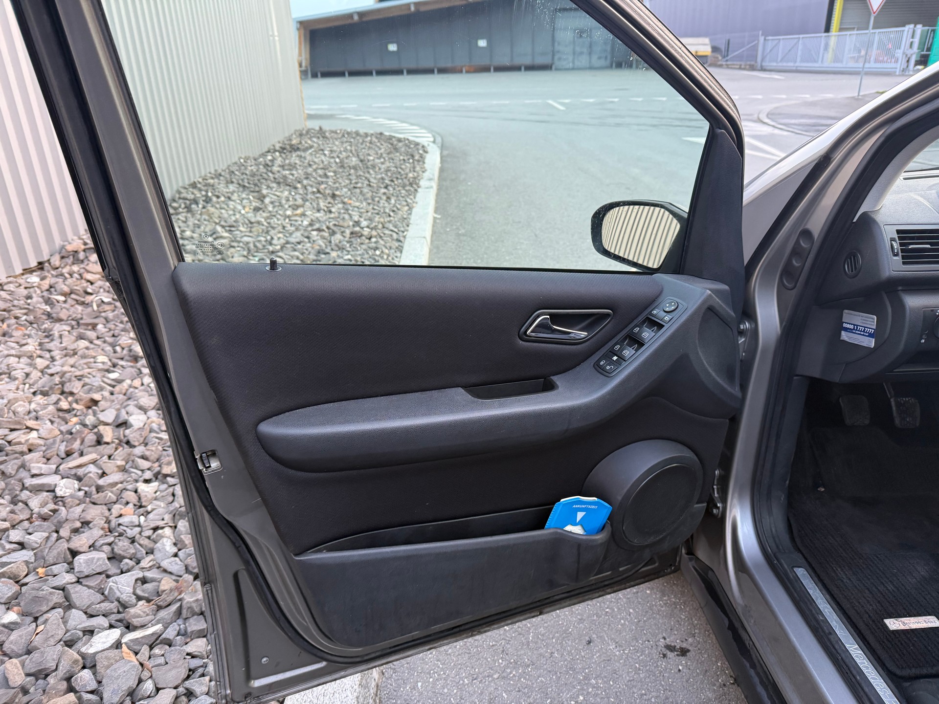 MERCEDES-BENZ A 150 Classic-image-10