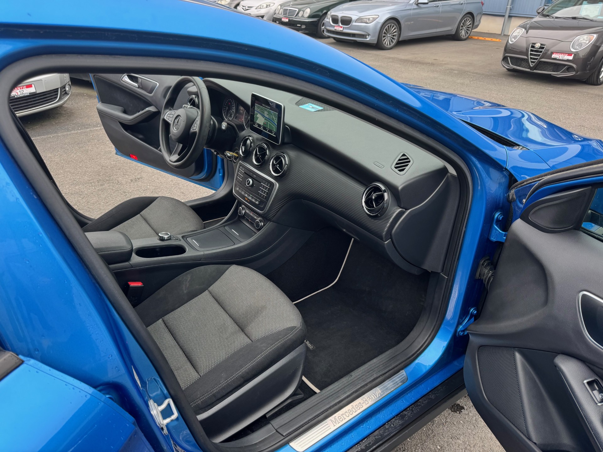 MERCEDES-BENZ GLA 200 CDI Swiss Star Edition 4Matic 7G-DCT-image-12