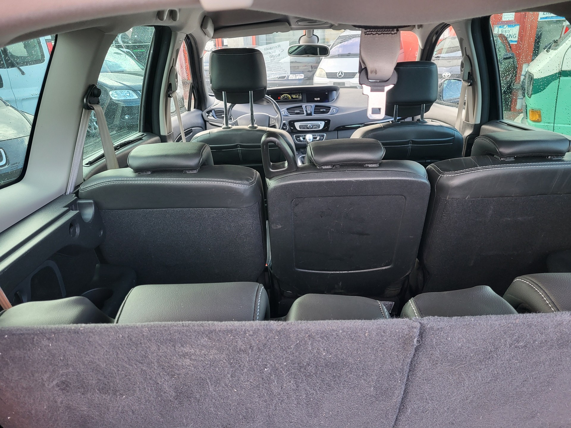 RENAULT Grand Scénic 1.5 dCi Bose EDC-image-8