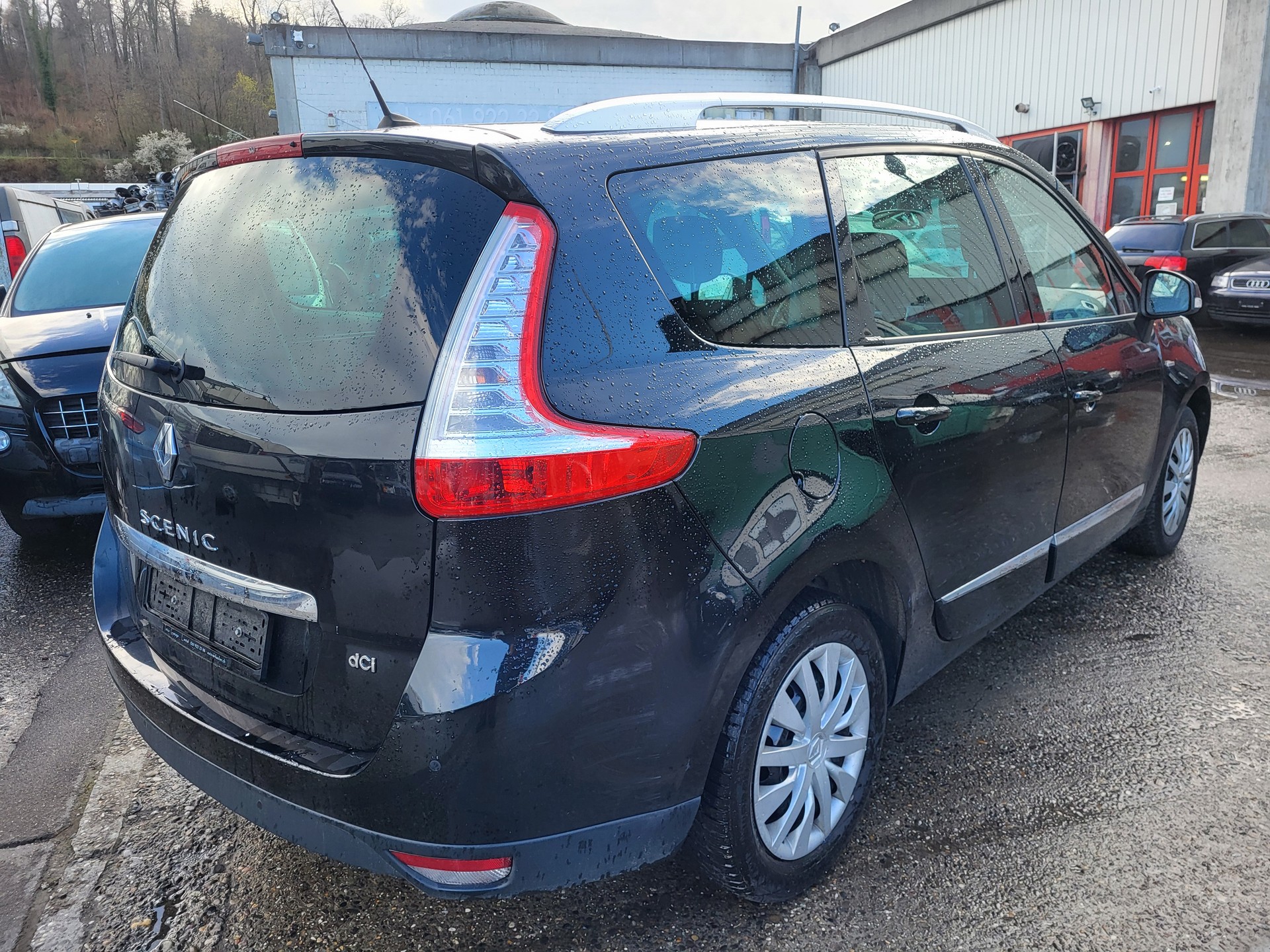 RENAULT Grand Scénic 1.5 dCi Bose EDC-image-3
