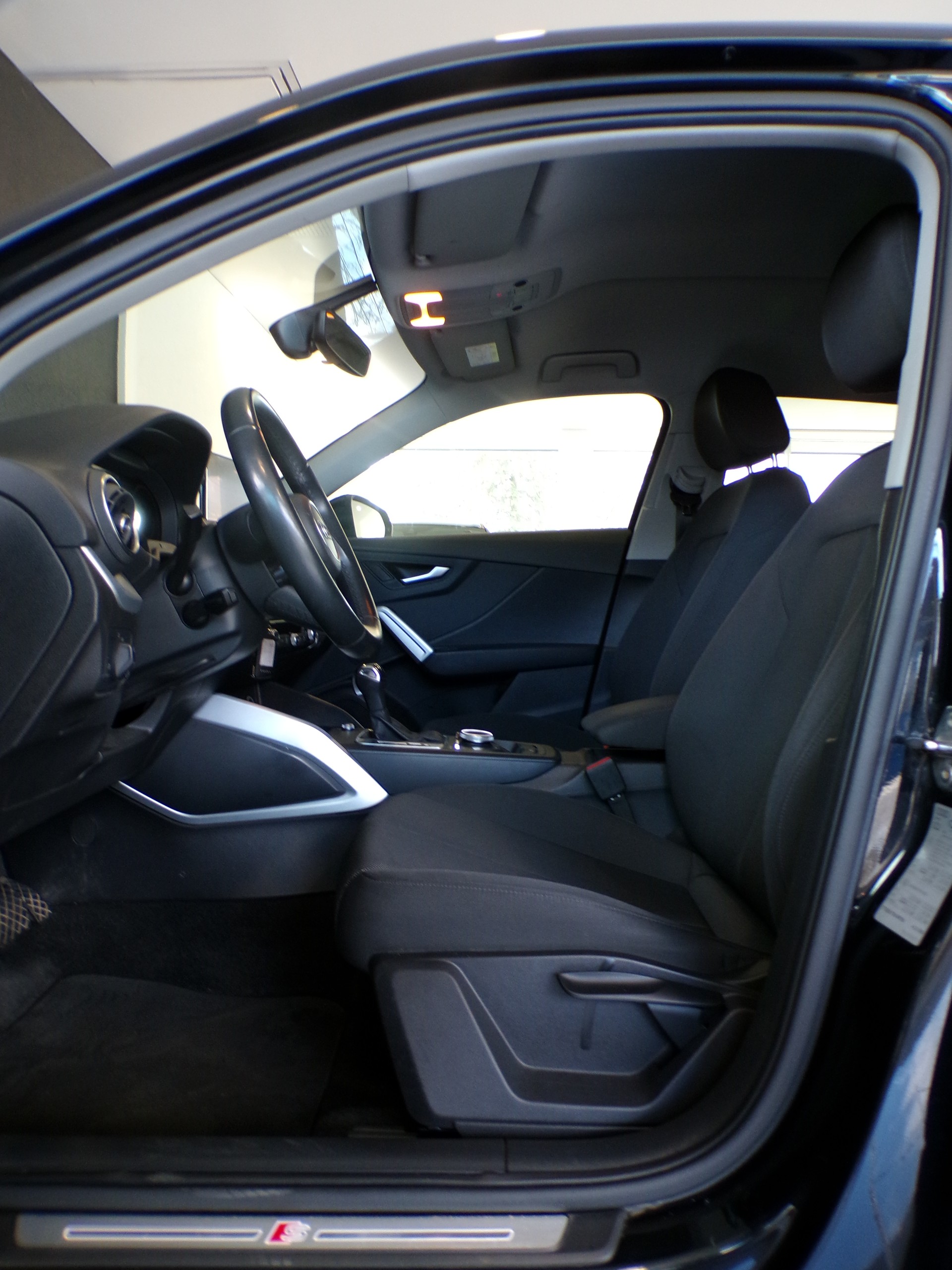 AUDI Q2 35 TFSI S-tronic-image-9
