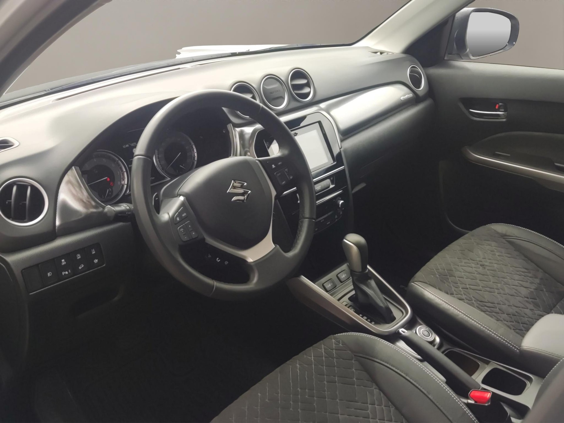 SUZUKI Vitara 1.4 T Compact Top Hybrid 4x4-image-5