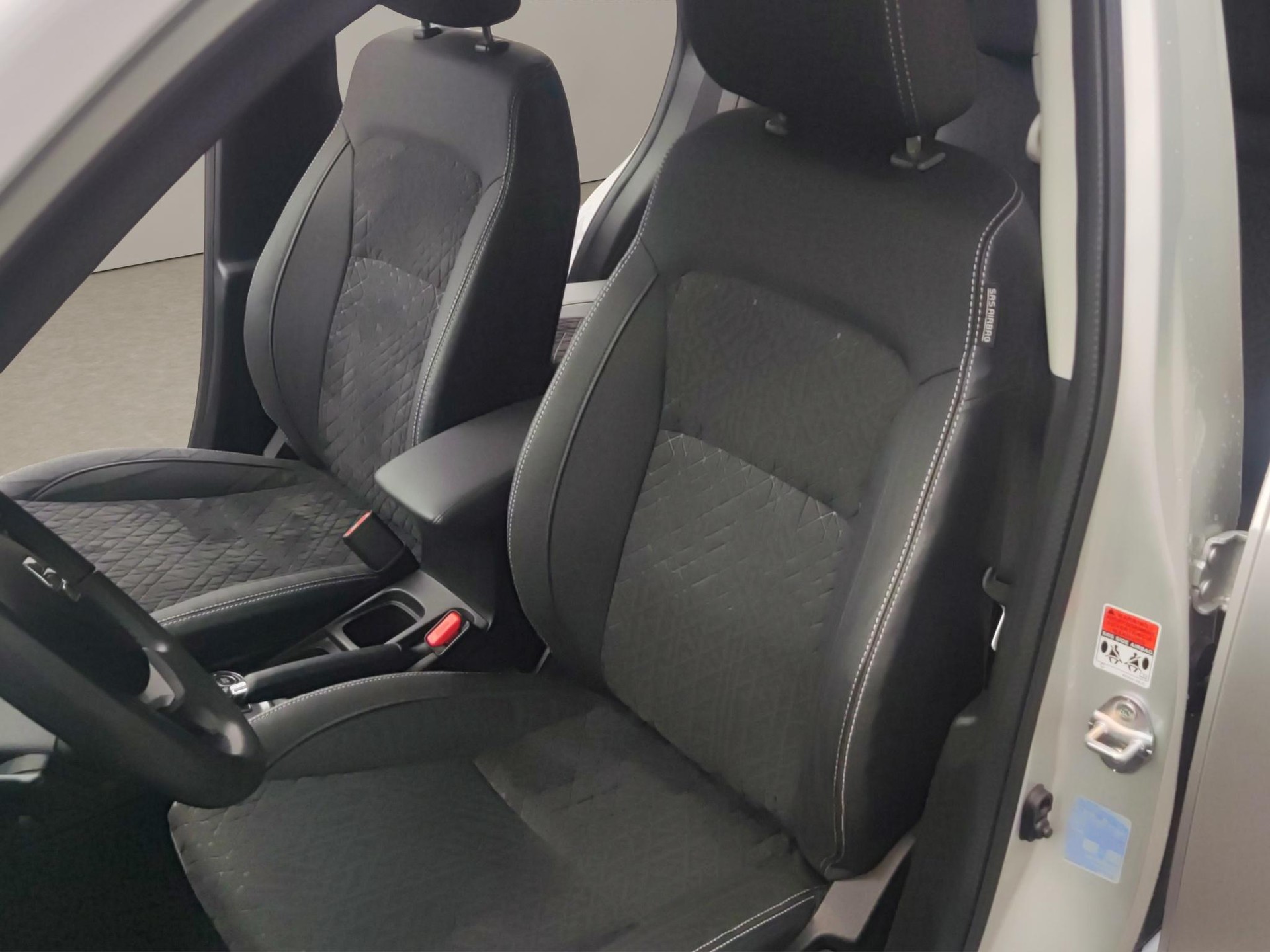 SUZUKI Vitara 1.4 T Compact Top Hybrid 4x4-image-6