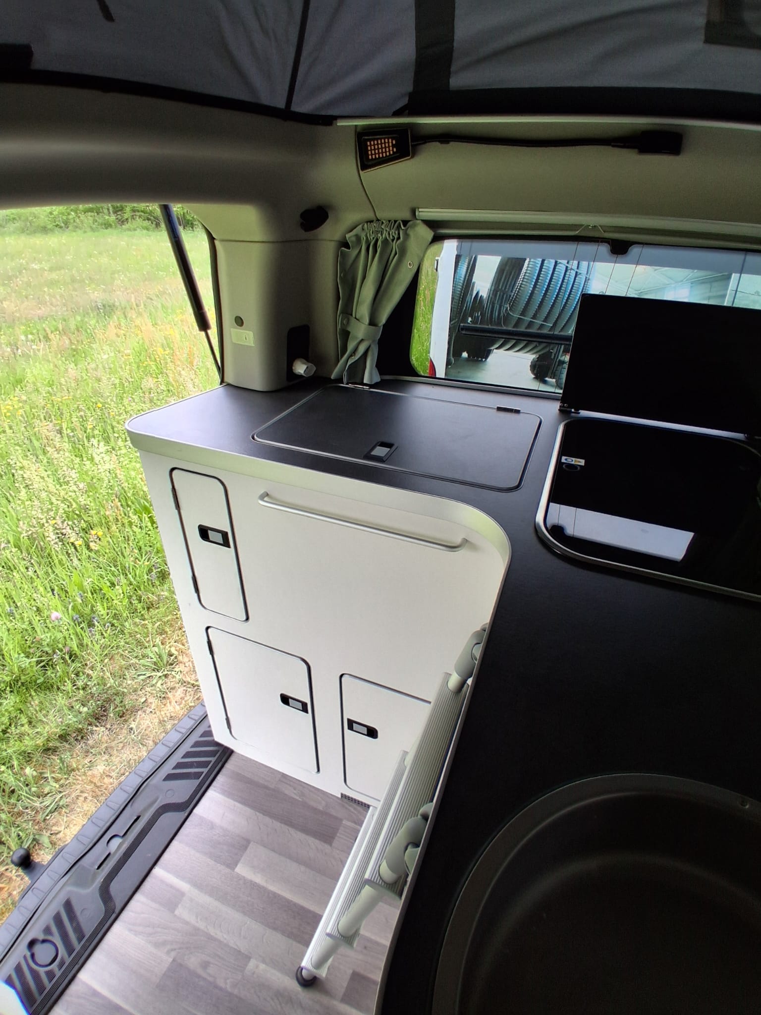 FORD Transit Custom Nugget 320 L1H1 Trend A-image-17