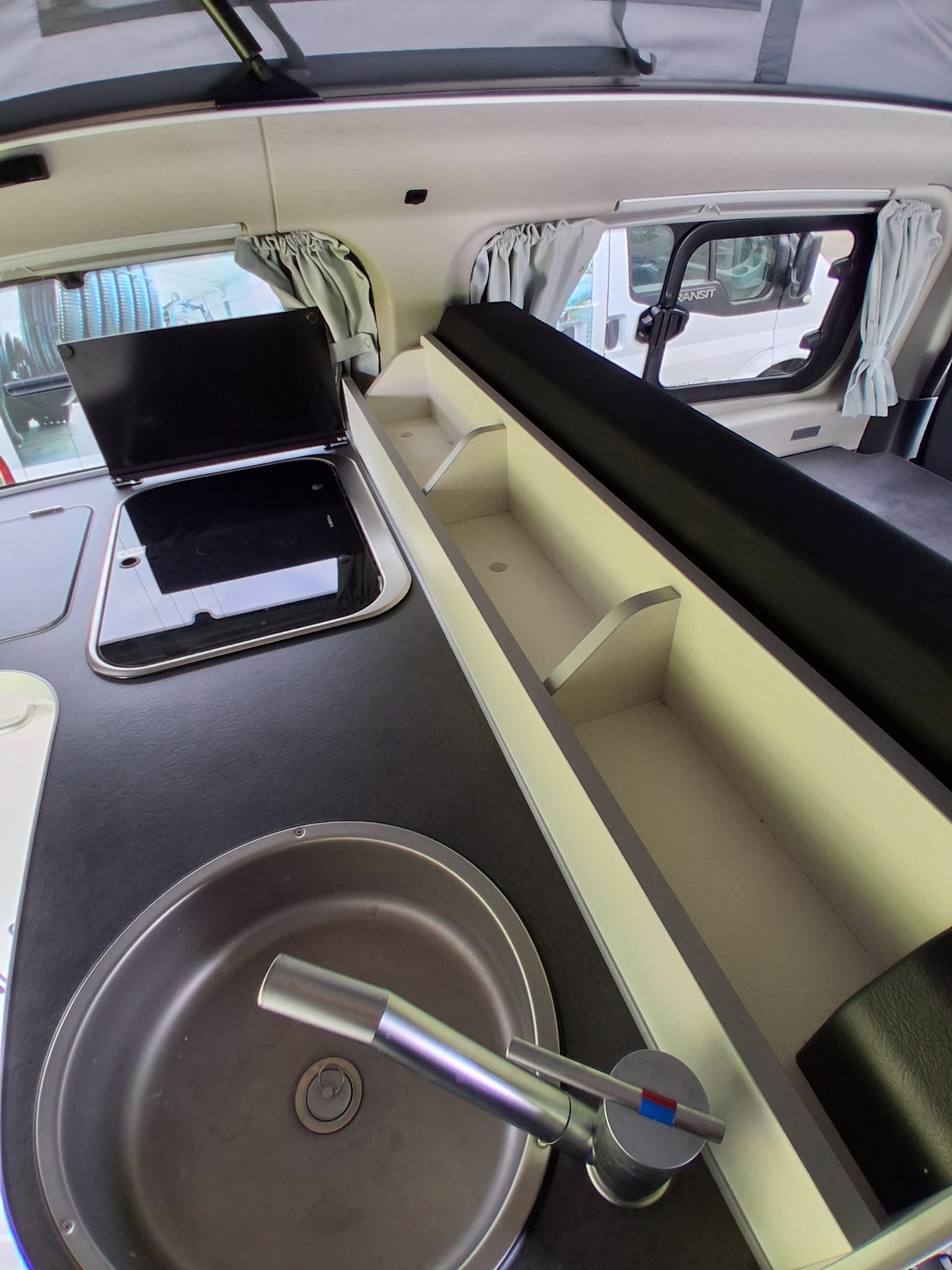 FORD Transit Custom Nugget 320 L1H1 Trend A-image-15