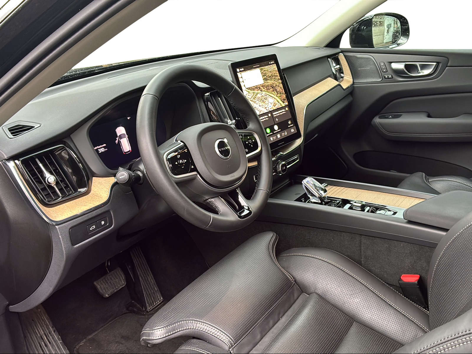 VOLVO XC60 2.0 T8 TE Plus Dark eAWD-image-11