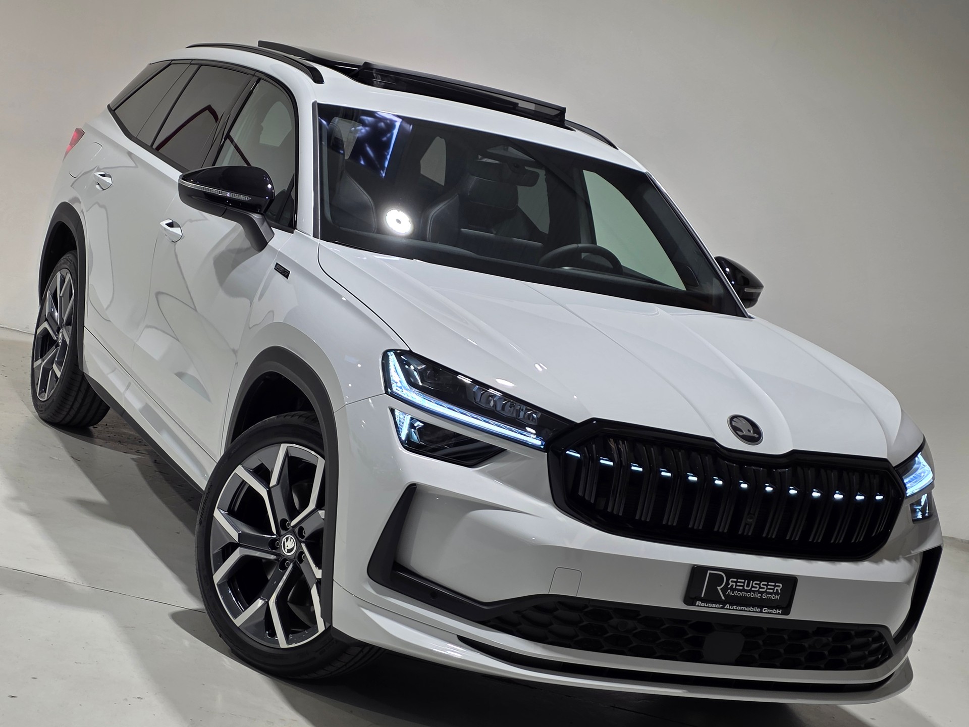SKODA 2.0TDI Sportline 7-Plätzer 4x4 DSG-image-27
