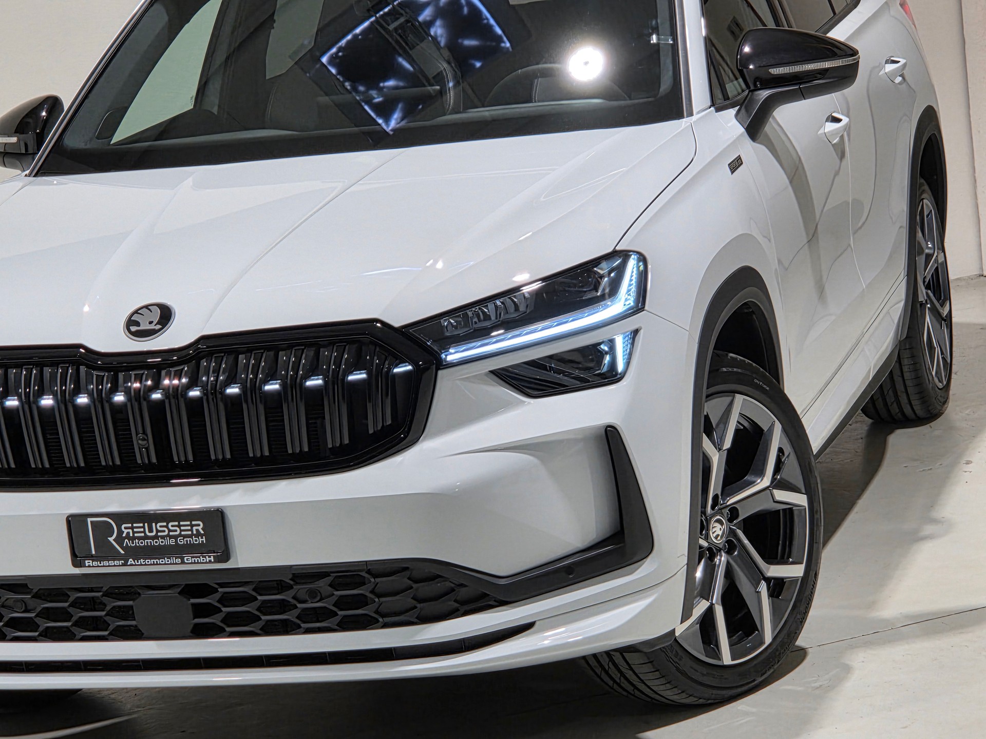 SKODA 2.0TDI Sportline 7-Plätzer 4x4 DSG-image-24