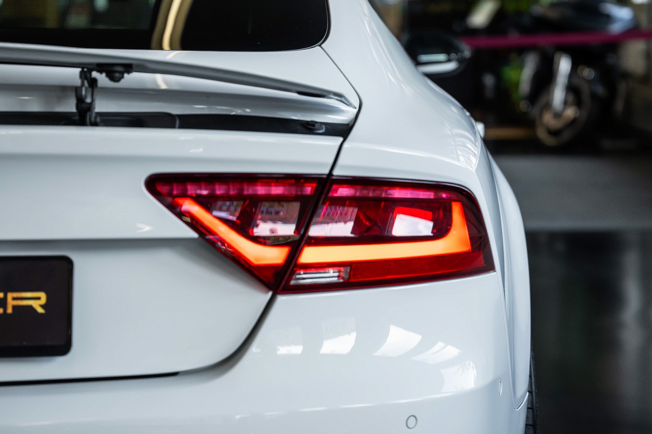 AUDI RS7 Sportback 4.0 TFSI V8 quattro S-tronic-image-9