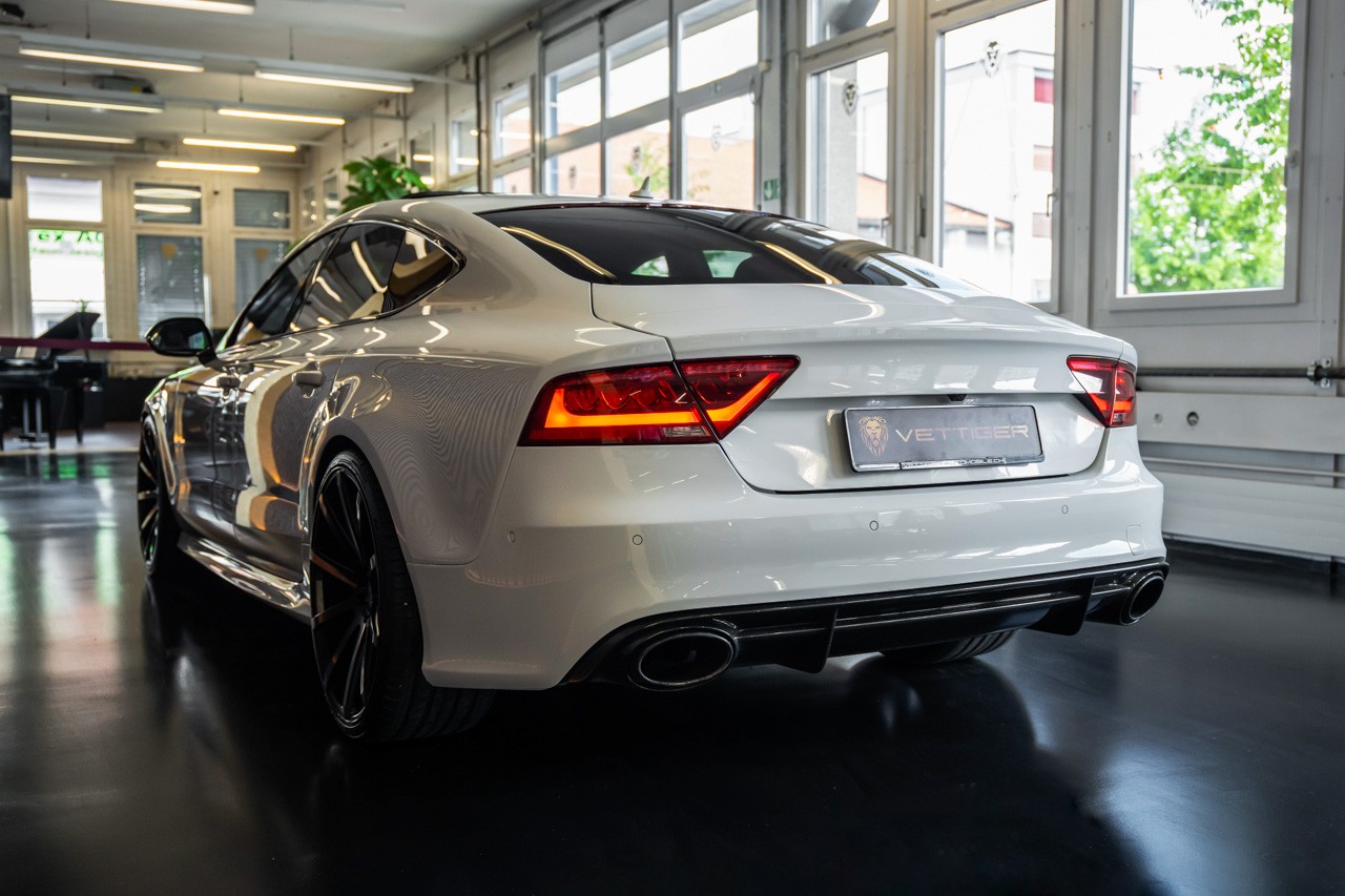 AUDI RS7 Sportback 4.0 TFSI V8 quattro S-tronic-image-4