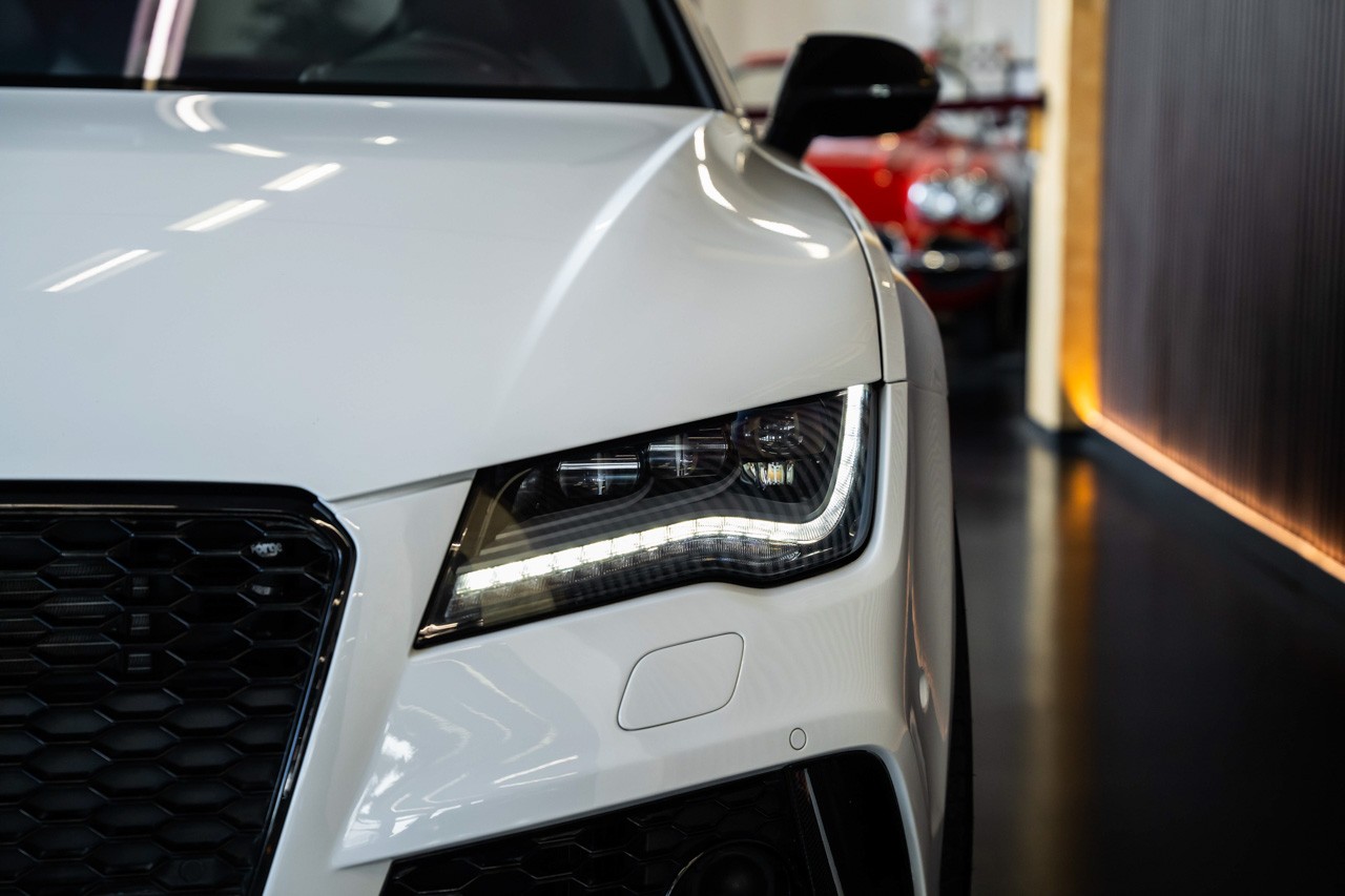 AUDI RS7 Sportback 4.0 TFSI V8 quattro S-tronic-image-8