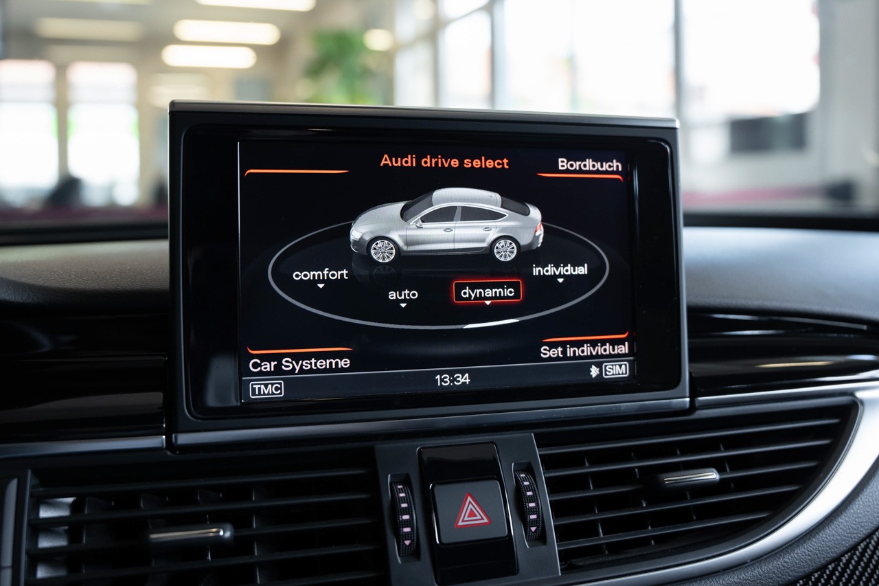 AUDI RS7 Sportback 4.0 TFSI V8 quattro S-tronic-image-26