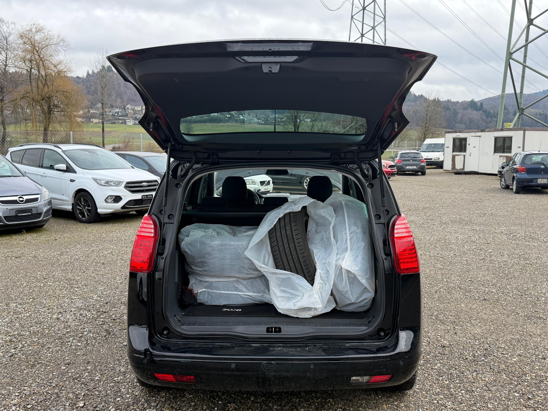 PEUGEOT 5008 2.0 HDI FAP-image-12