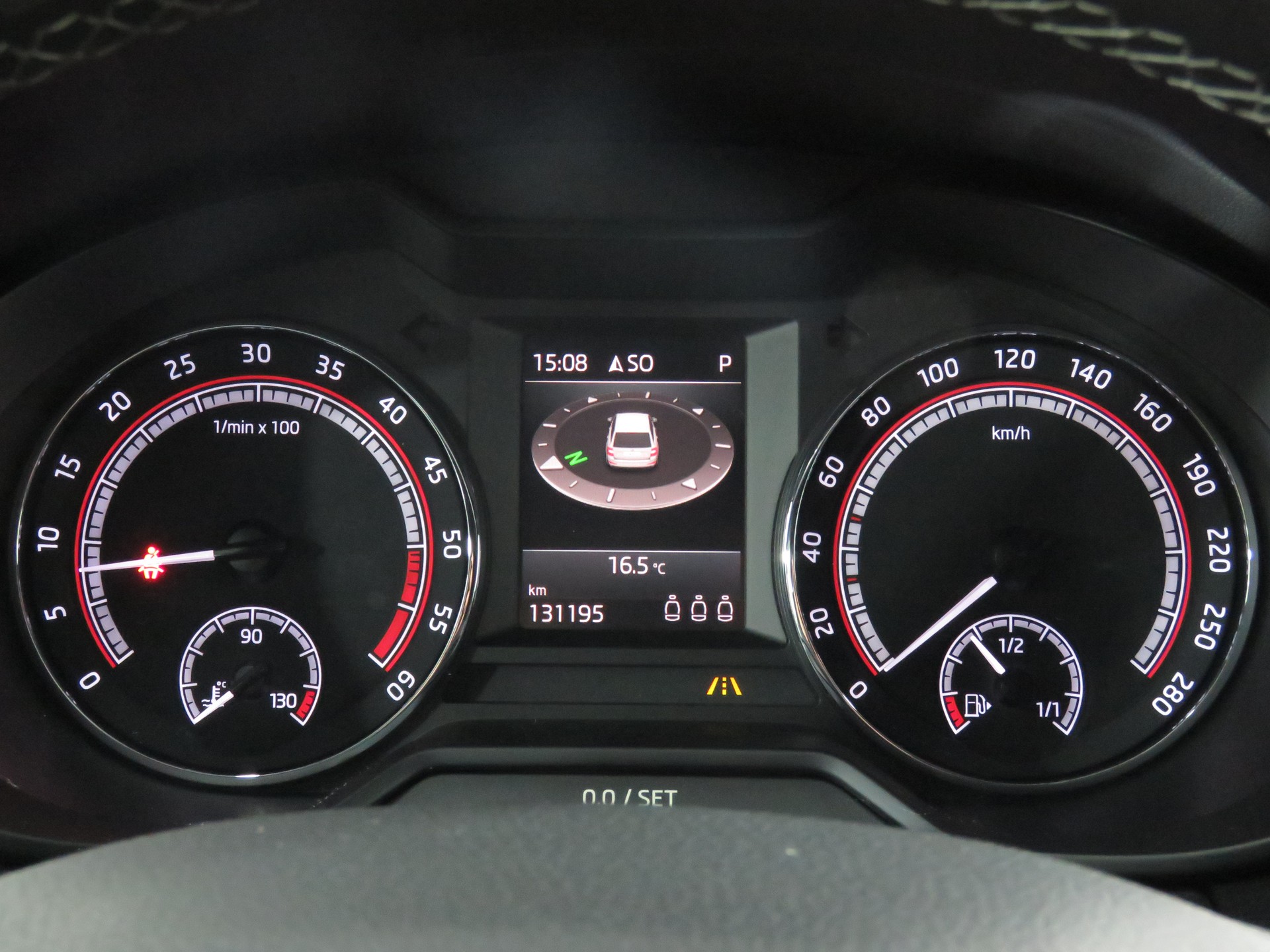 SKODA Octavia Combi 2.0 TDI RS 4x4 DSG (Automat)-image-14