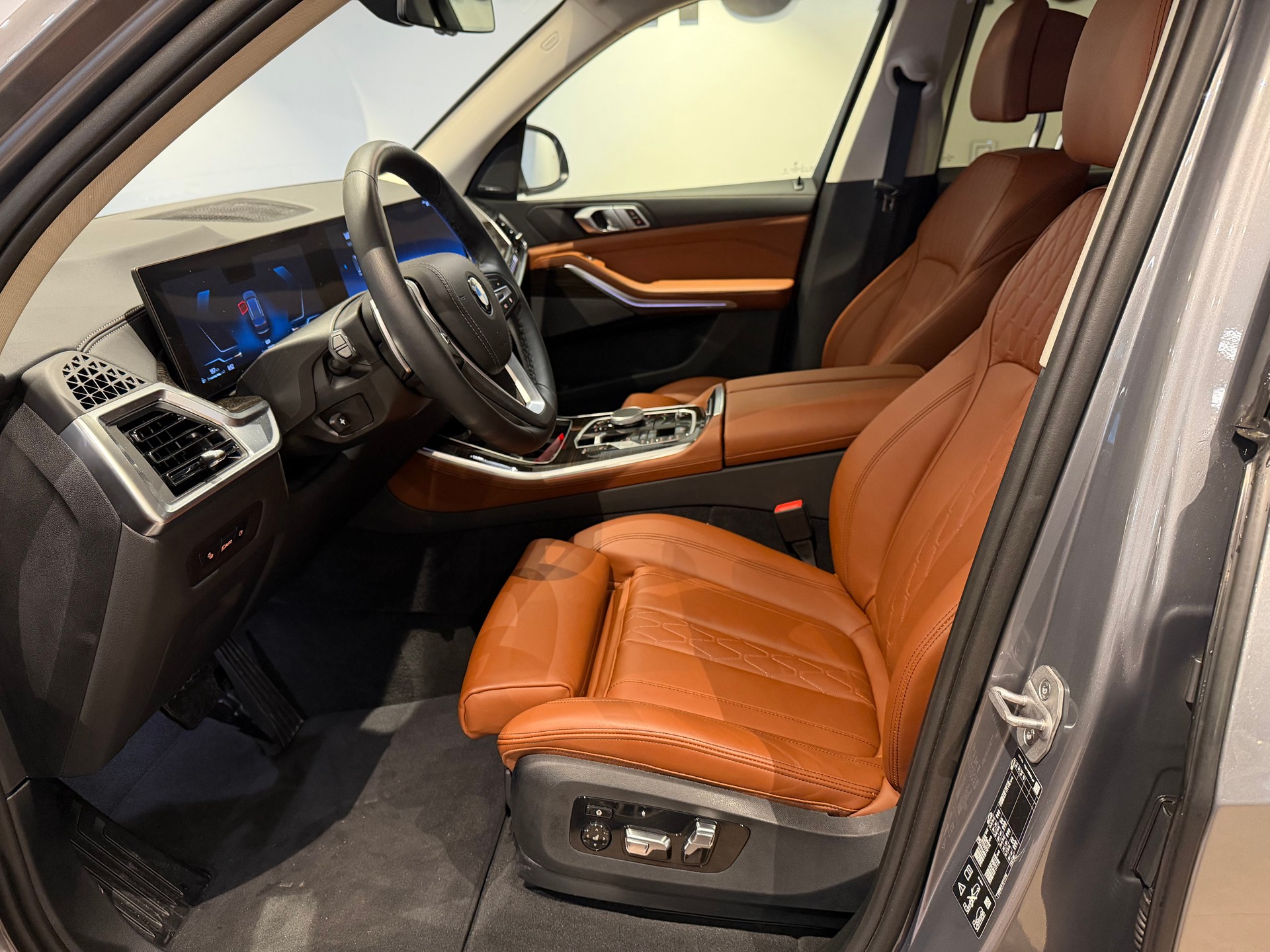 BMW X5 30d xDrive SAG-image-12