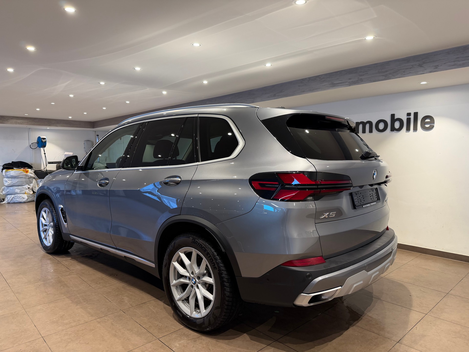 BMW X5 30d xDrive SAG-showroom-element-3