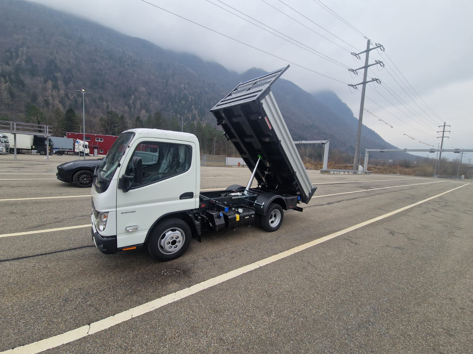 MITSUBISHI FUSO CANTER 3 S15 - Ponte Ribaltabile 3 Lati "NUOVO" - Gancio di Traino KG. 3500
