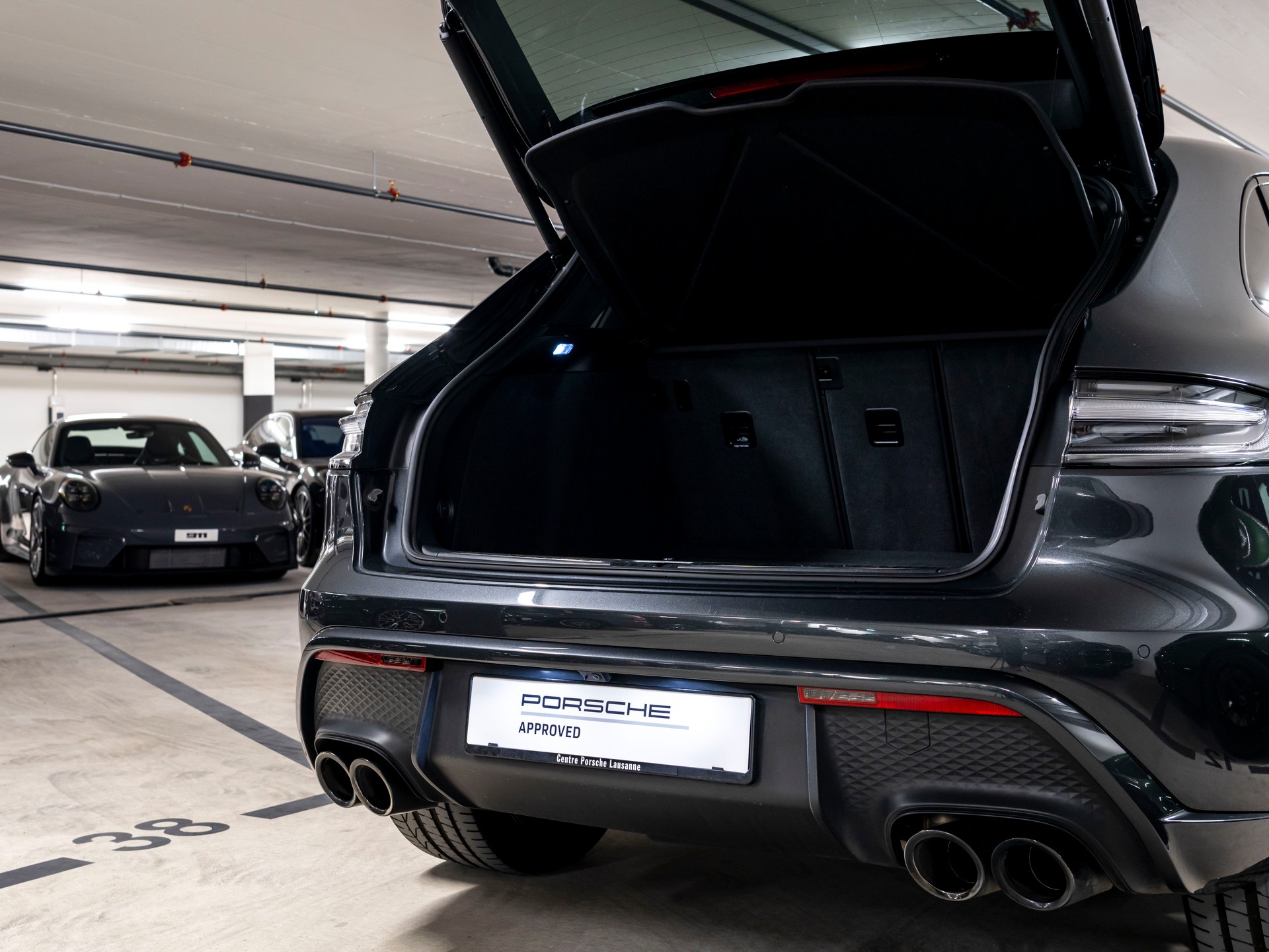 PORSCHE Macan GTS PDK-image-6