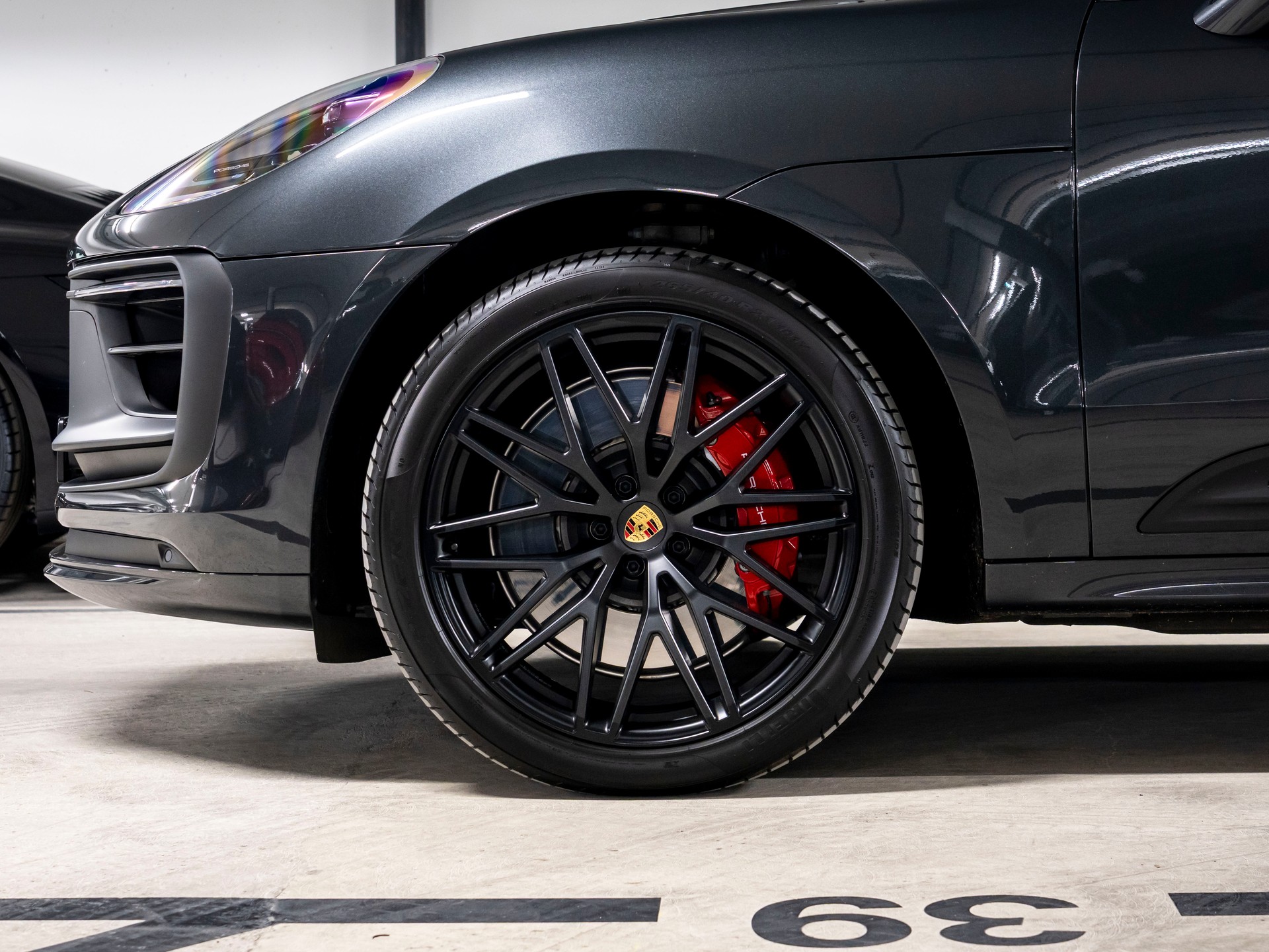 PORSCHE Macan GTS PDK-image-9