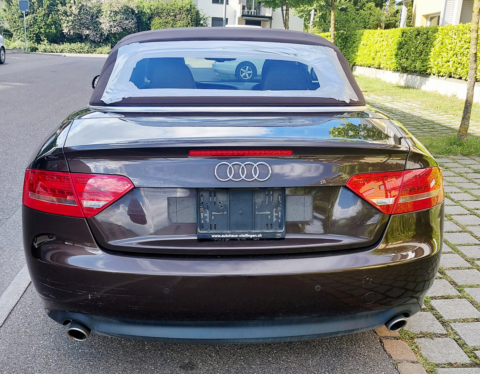 AUDI A5 Cabriolet 3.0 TDI quattro S-tronic-image-3