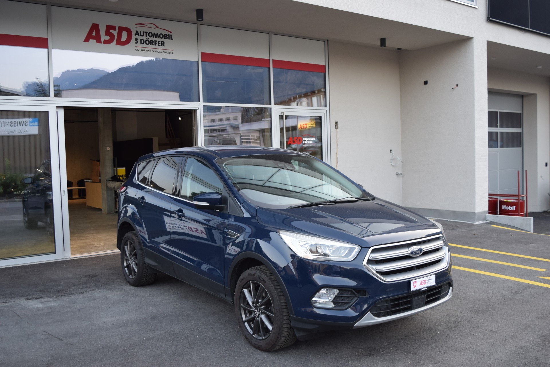 FORD Kuga 2.0 TDCi ST Line High 4WD PowerShift-showroom-element-2