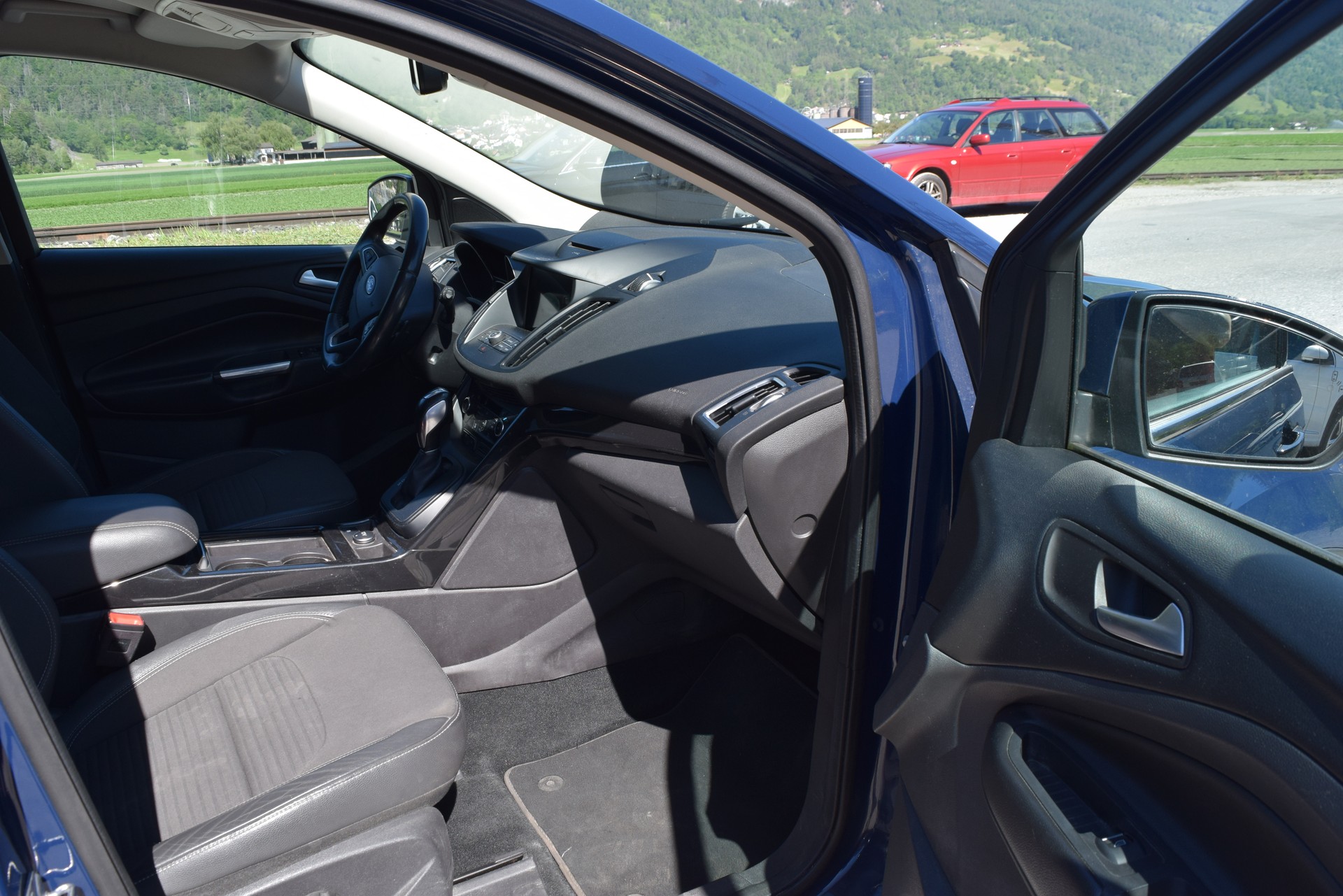 FORD Kuga 2.0 TDCi ST Line High 4WD PowerShift-image-11