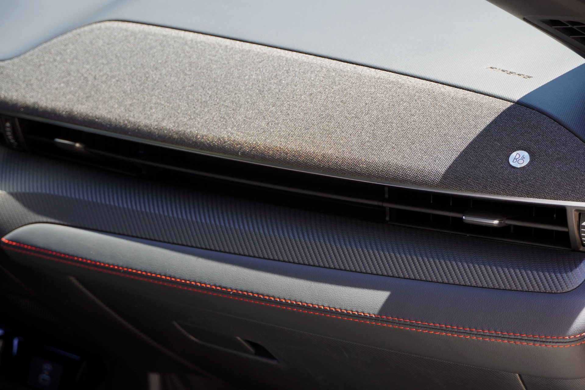FORD Mustang MACH-E Premium AWD 88 kWh-image-12