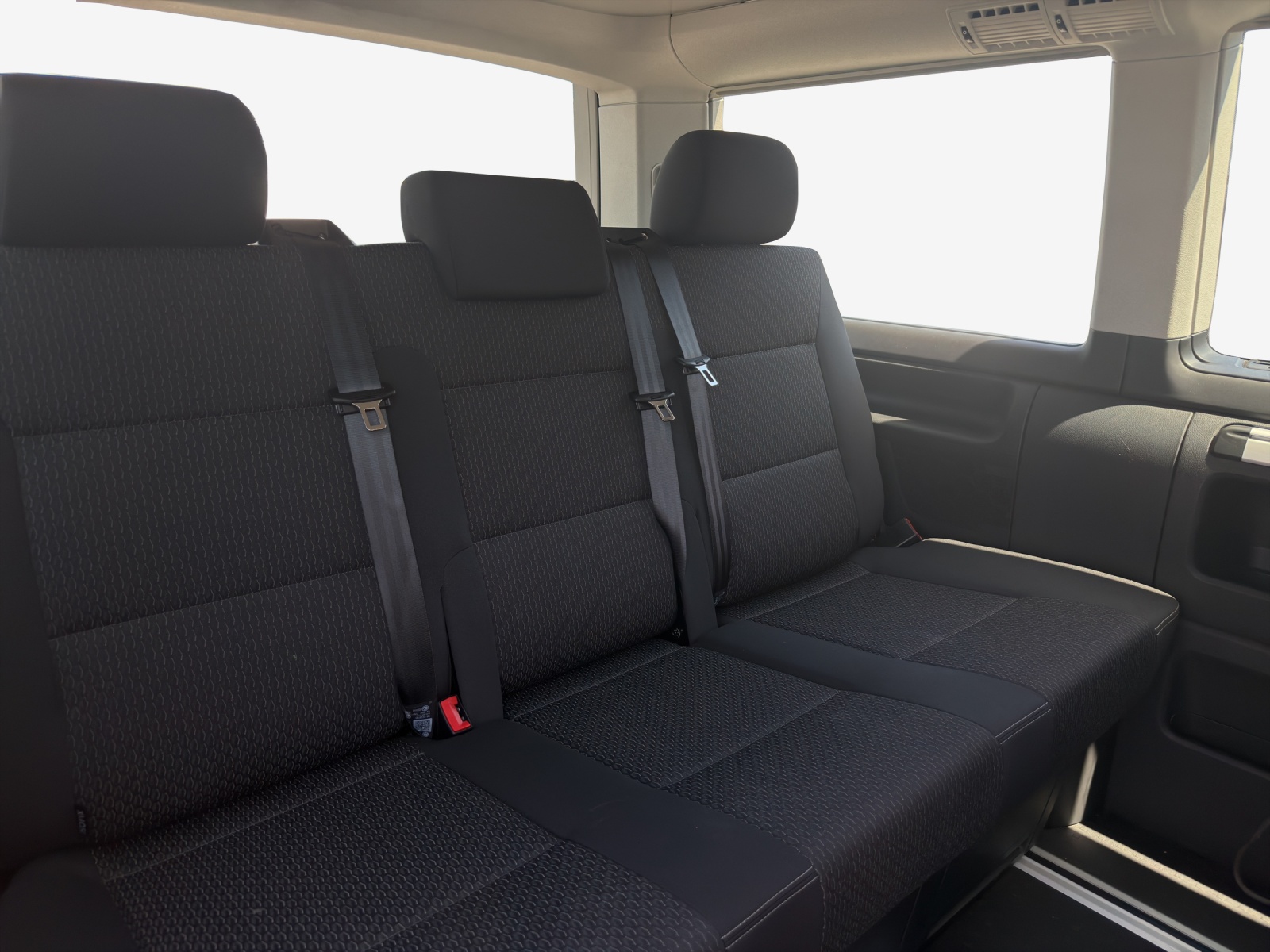 VW T6 California 2.0 TDI Beach Liberty 4Motion-image-14