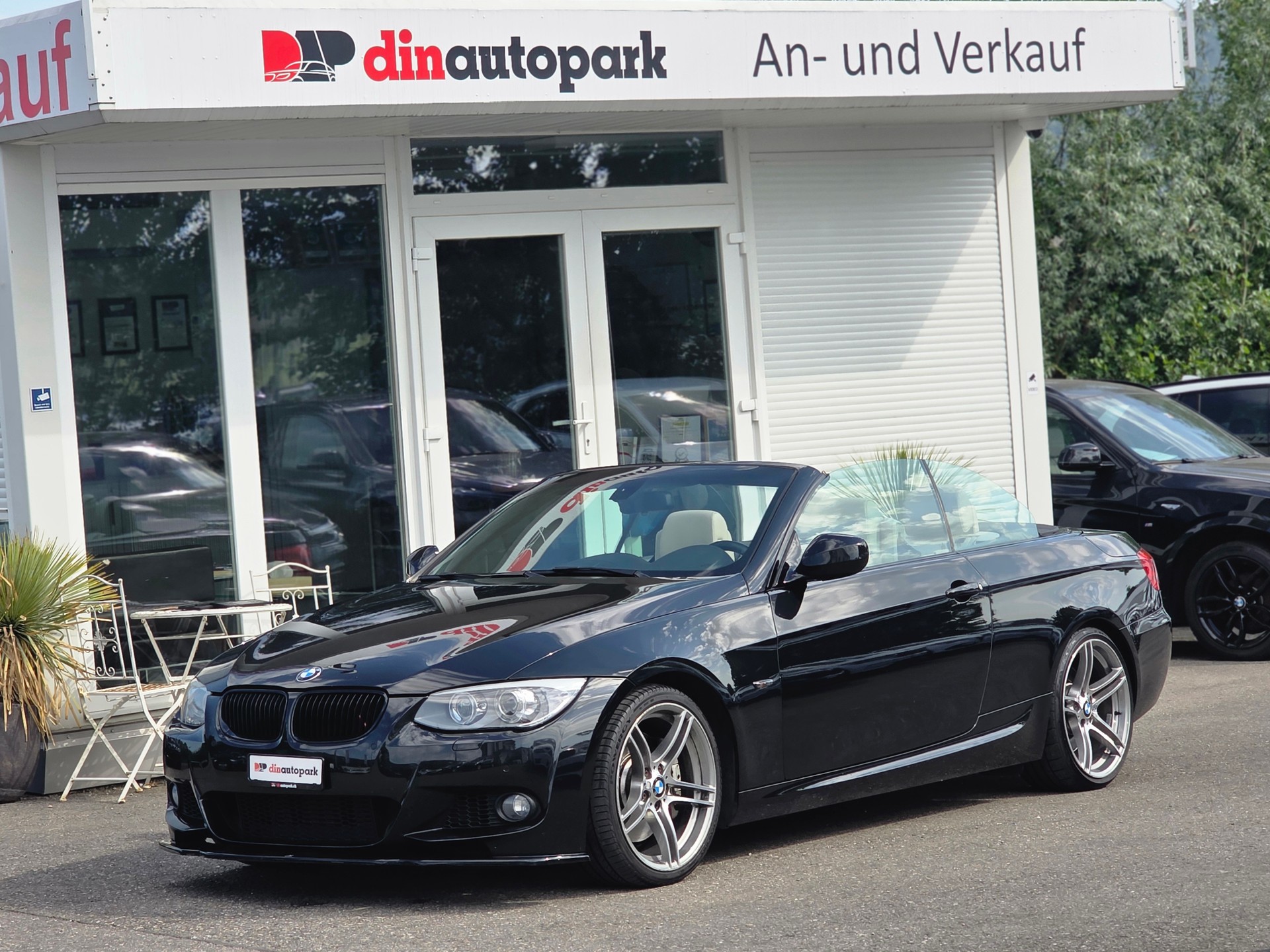 BMW 335i Cabriolet DSG * CH-Fahrzeug * M-Sport * Edition *