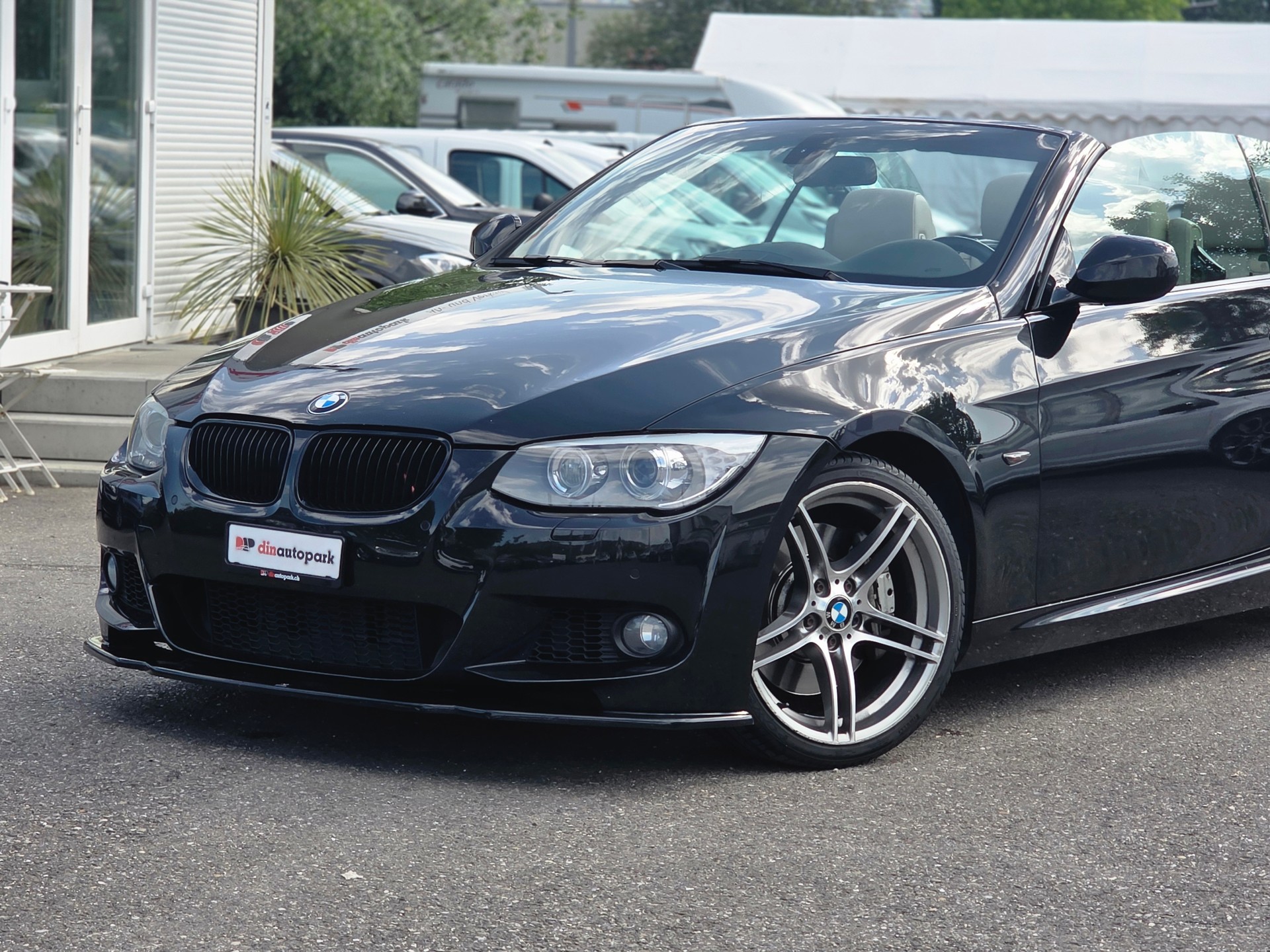 BMW 335i Cabriolet DSG * CH-Fahrzeug * M-Sport * Edition *-showroom-element-2