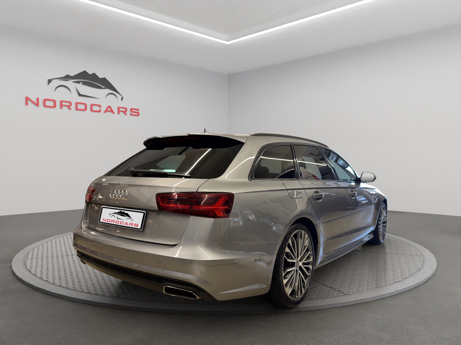 AUDI A6 Avant 3.0 TDI V6 quattro S-tronic-image-4