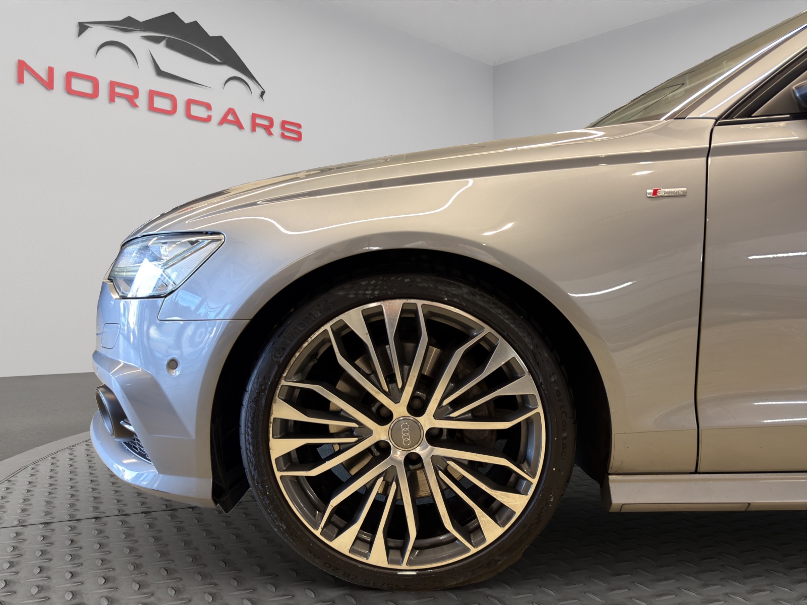 AUDI A6 Avant 3.0 TDI V6 quattro S-tronic-image-22
