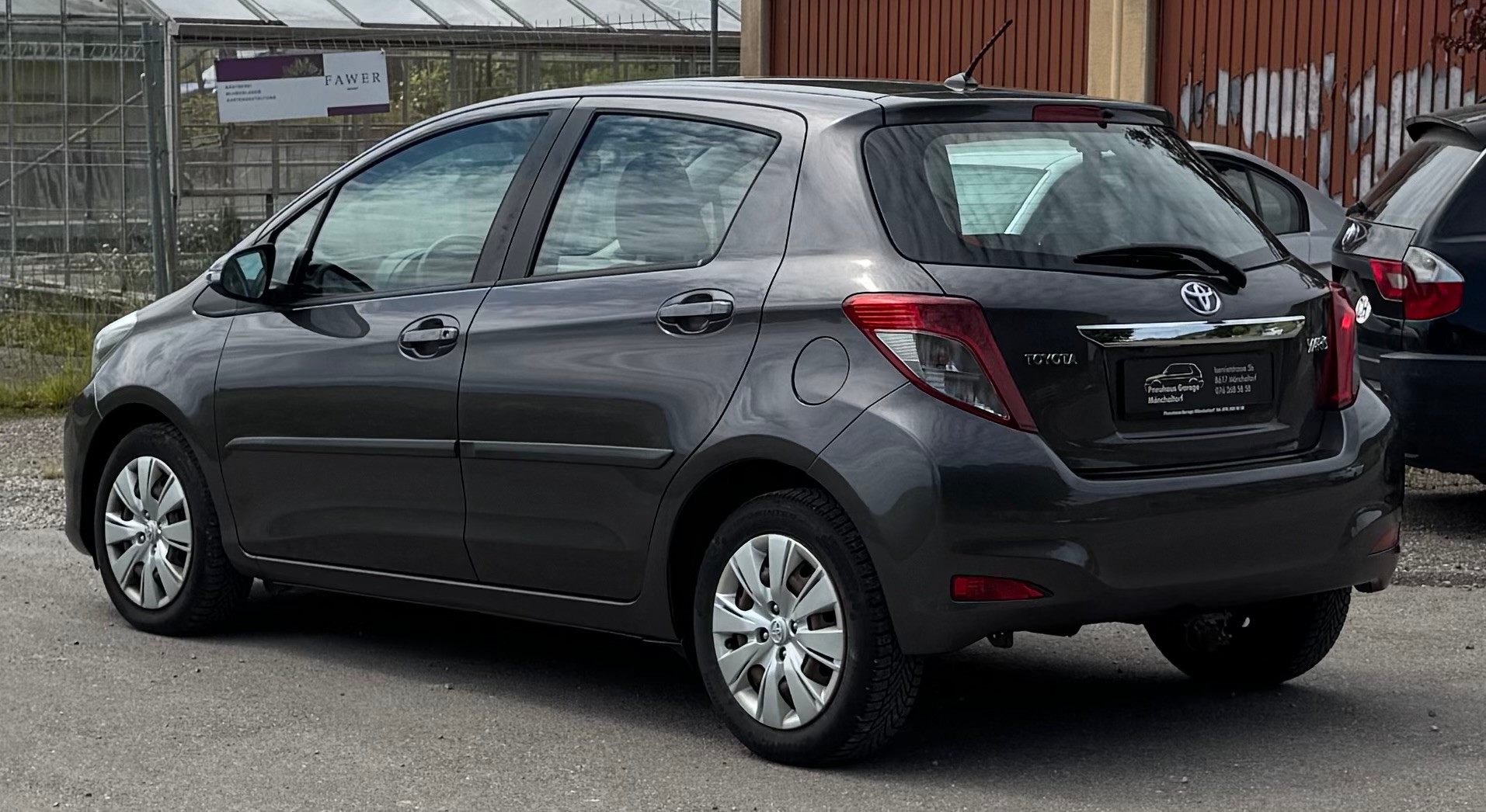 TOYOTA Yaris 1.33 Luna * Anhängerkupplung *-image-4