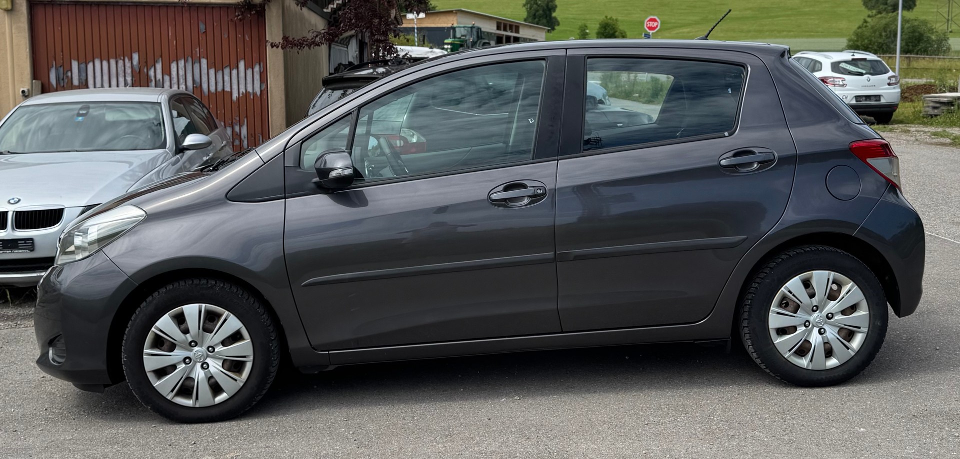 TOYOTA Yaris 1.33 Luna * Anhängerkupplung *-showroom-element-3