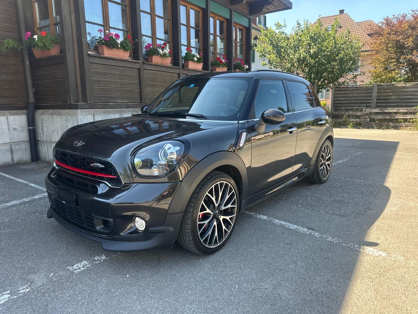 MINI Countryman John Cooper Works ALL4-showroom-element-1