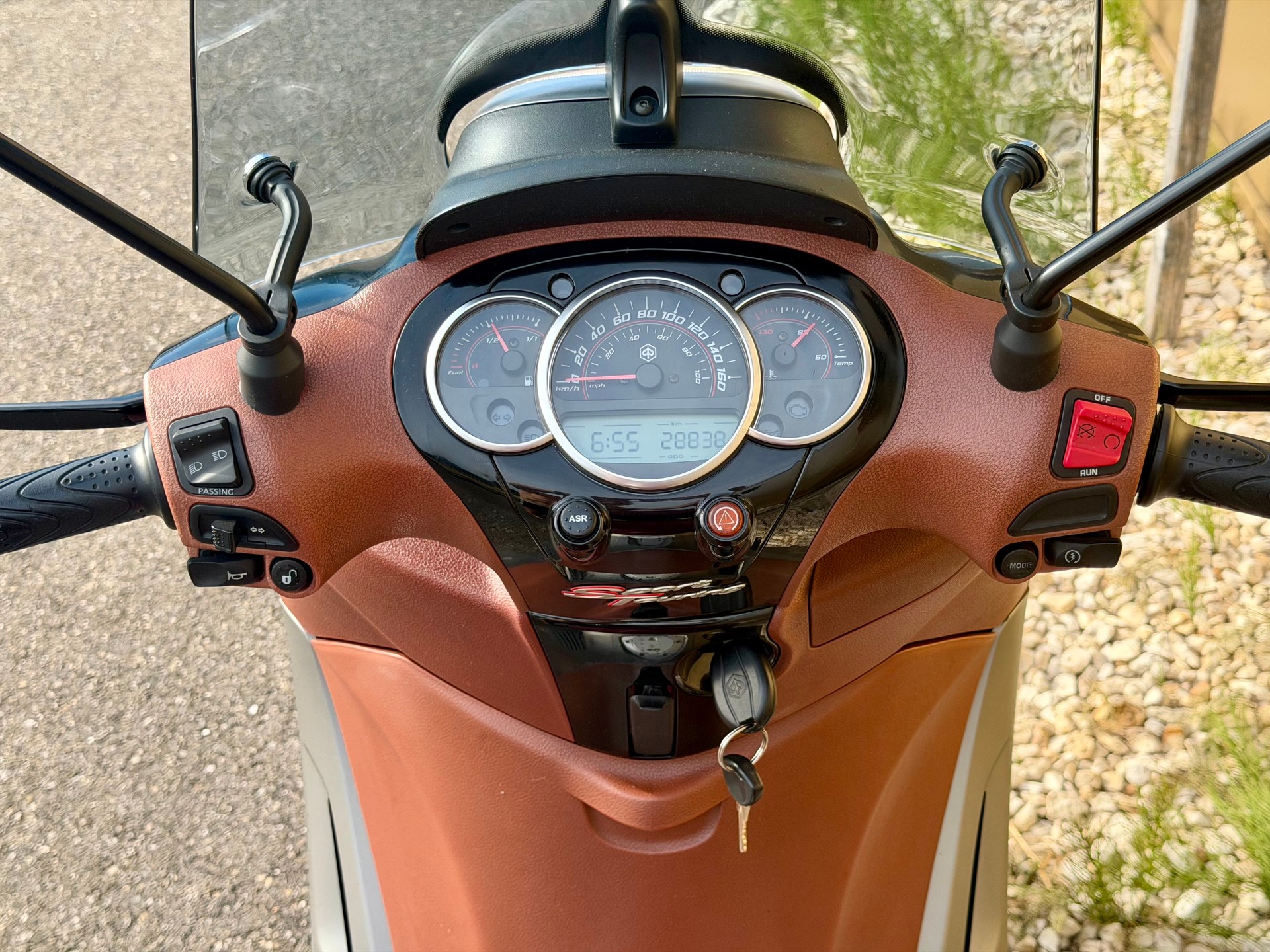 PIAGGIO Beverly 350 i.e. ABS-image-15