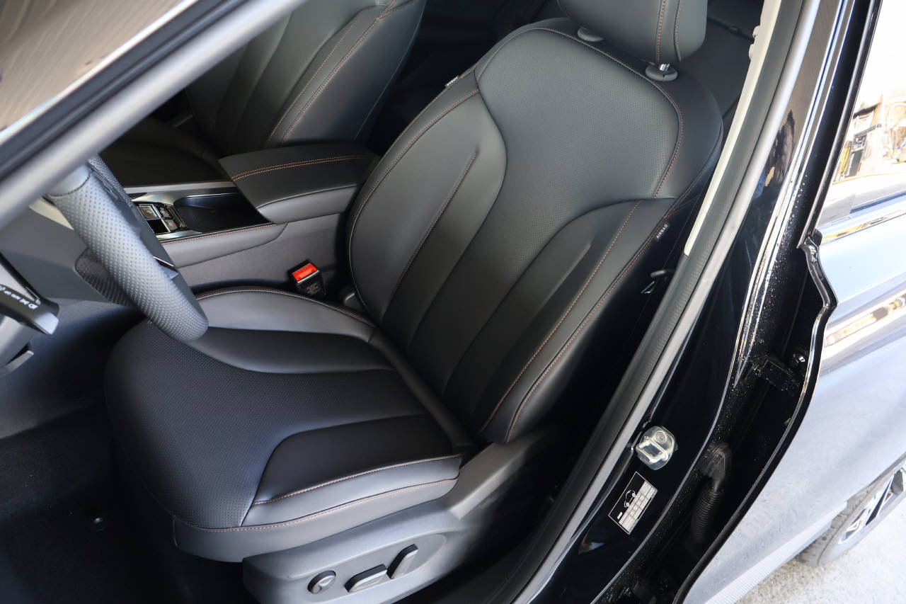 MG HS 1.5 Hybrid Luxury-image-10