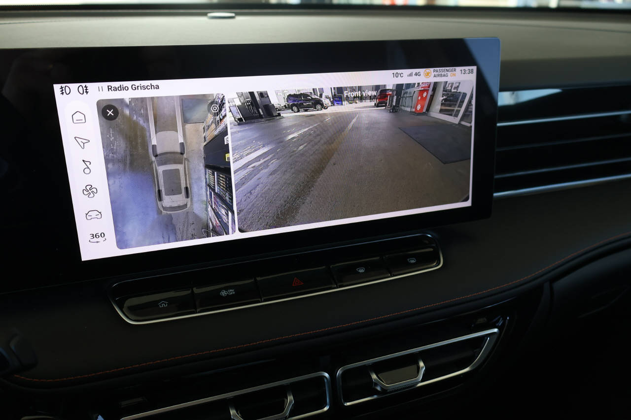 MG HS 1.5 Hybrid Luxury-image-11