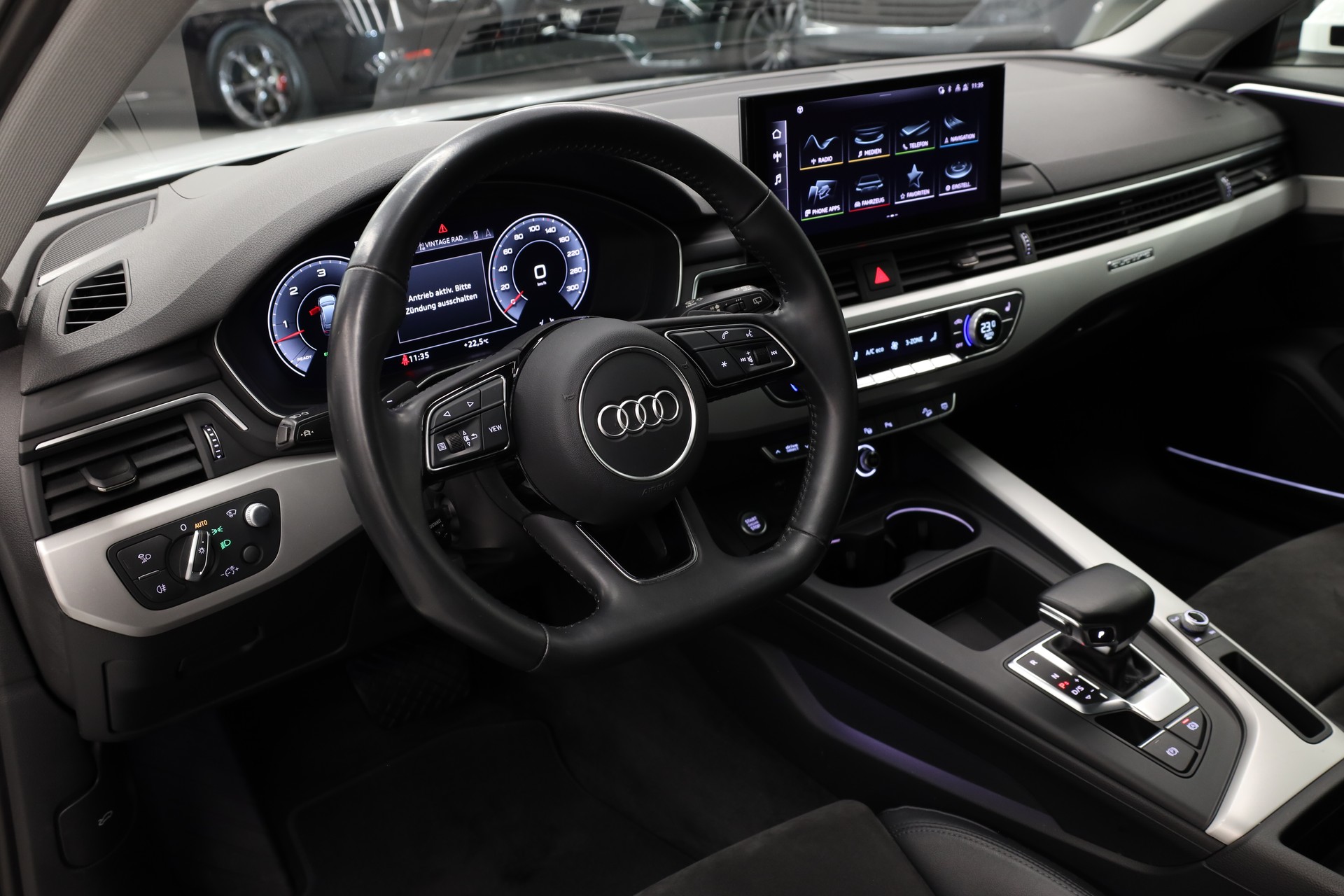 AUDI A4 Allroad 3.0 45 TDI quattro T-Tronic-image-15