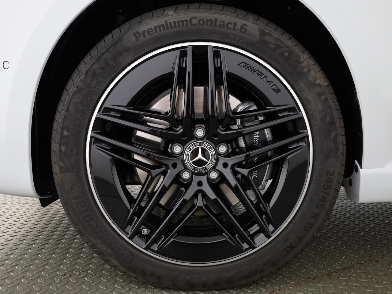 MERCEDES-BENZ V 300 d lang 4Matic Swiss Edition 9G-Tronic-image-6